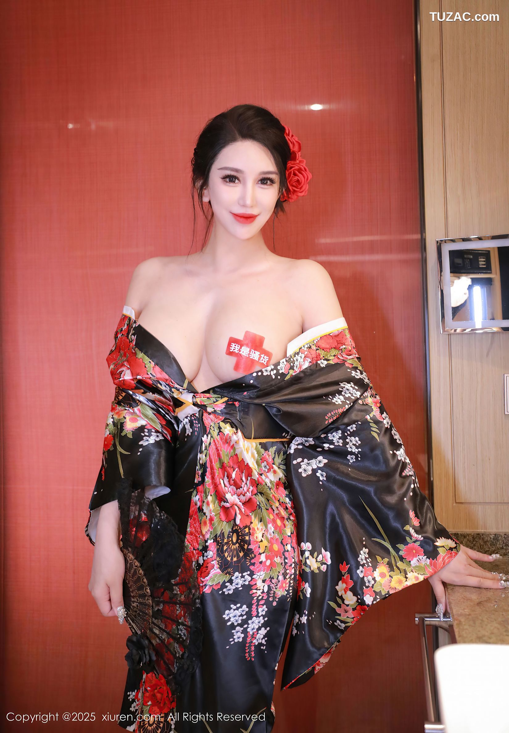 XiuRen秀人网-10065-乔安娜-发情爆乳熟女OL黑裙装和服红裙粉裙-2025.03.25