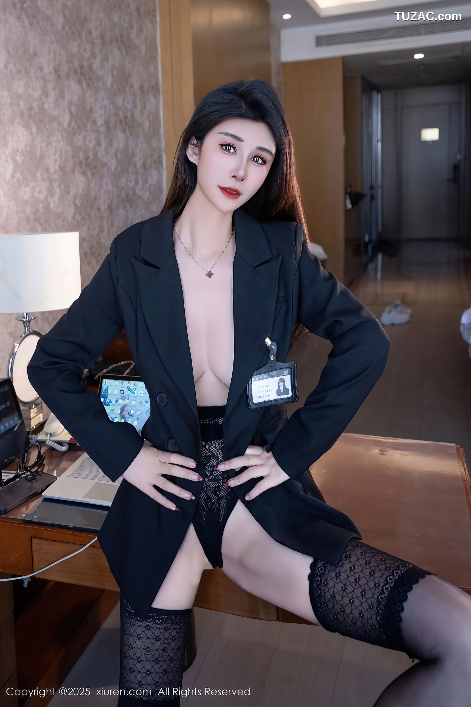 XiuRen秀人网-10095-艺艺yiyi-黑外套黑蕾丝轻透内衣黑丝-2025.04.01