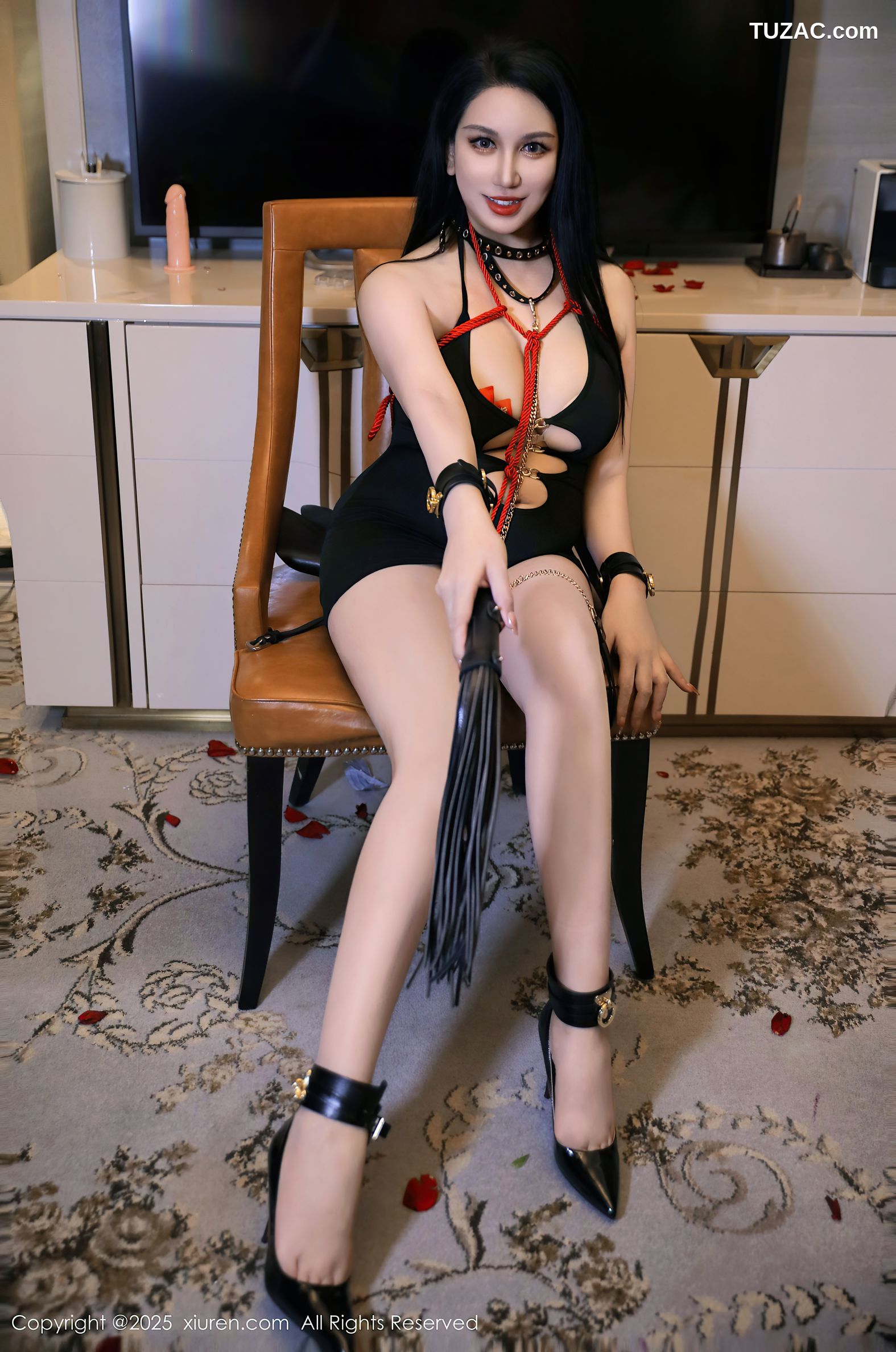 XiuRen秀人网-10103-乔安娜-模特合集姐妹花女警制服黑色情趣内衣爆乳-2025.04.02