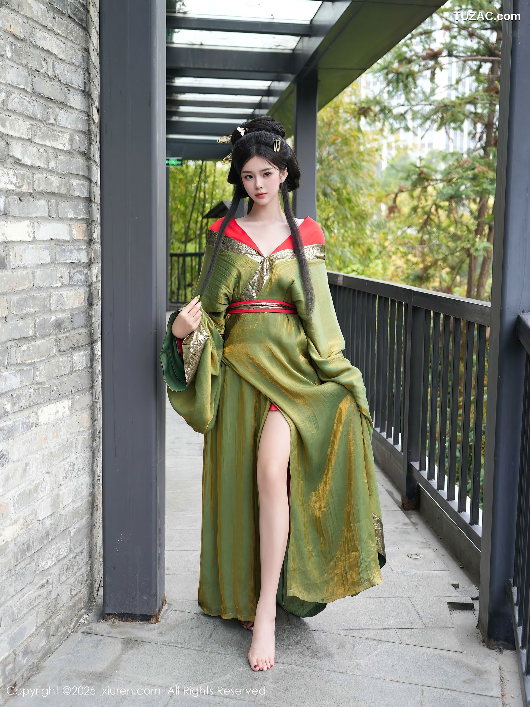XiuRen秀人网-10126-雪糕CiCi-绿色唐风汉服红色亵衣爆乳-2025.04.09