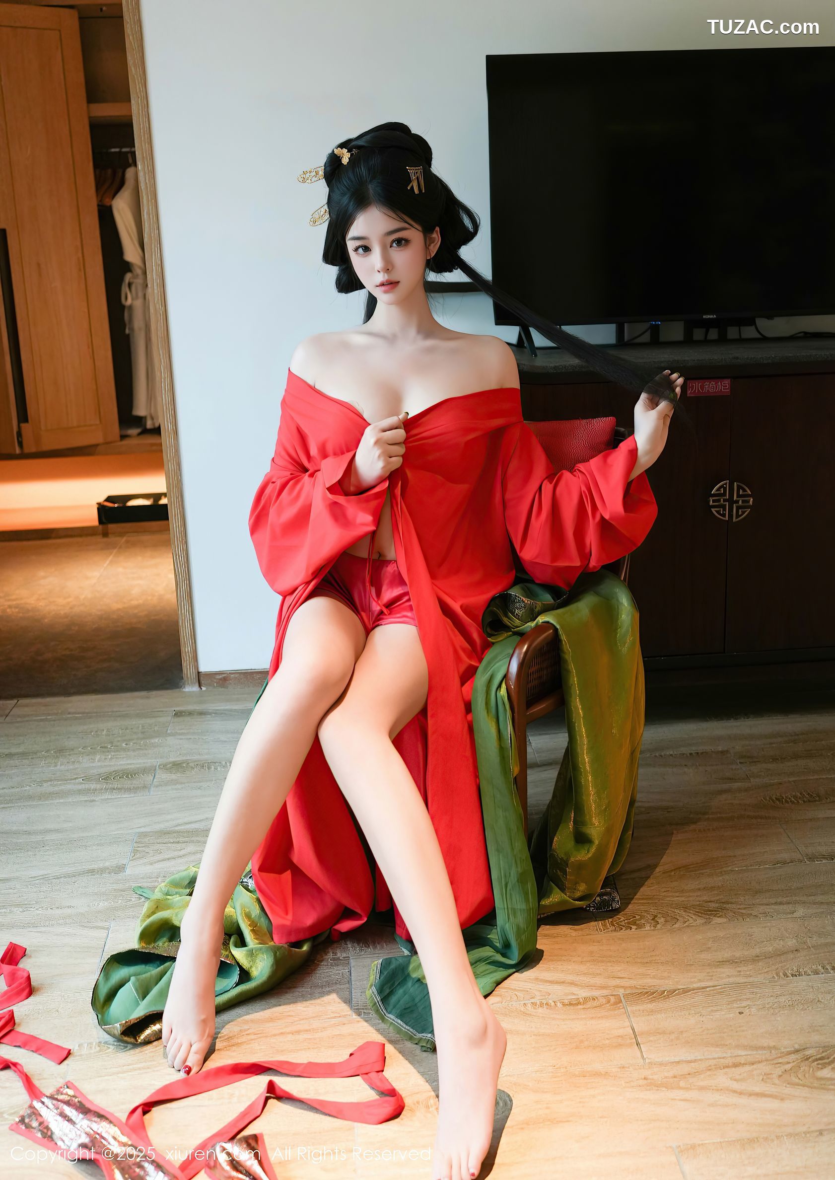 XiuRen秀人网-10126-雪糕CiCi-绿色唐风汉服红色亵衣爆乳-2025.04.09