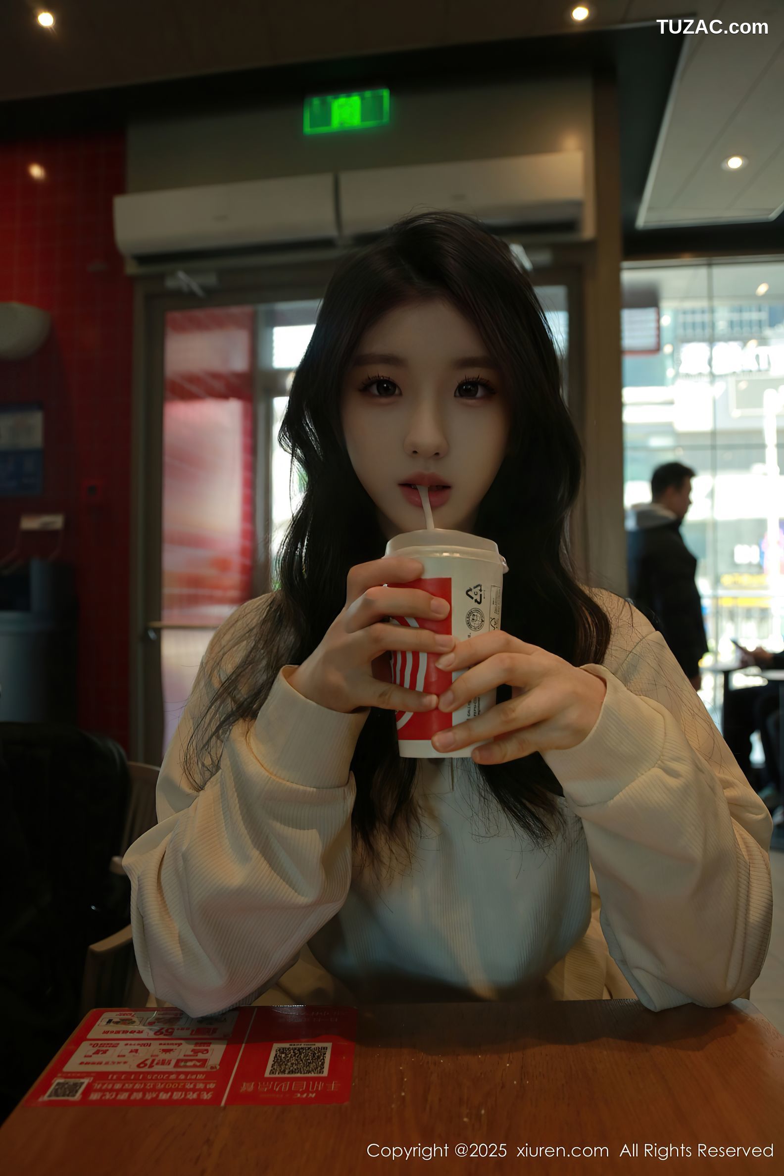 XiuRen秀人网-10137-小芭乐-轻透白色蕾丝情趣内衣-2025.04.11