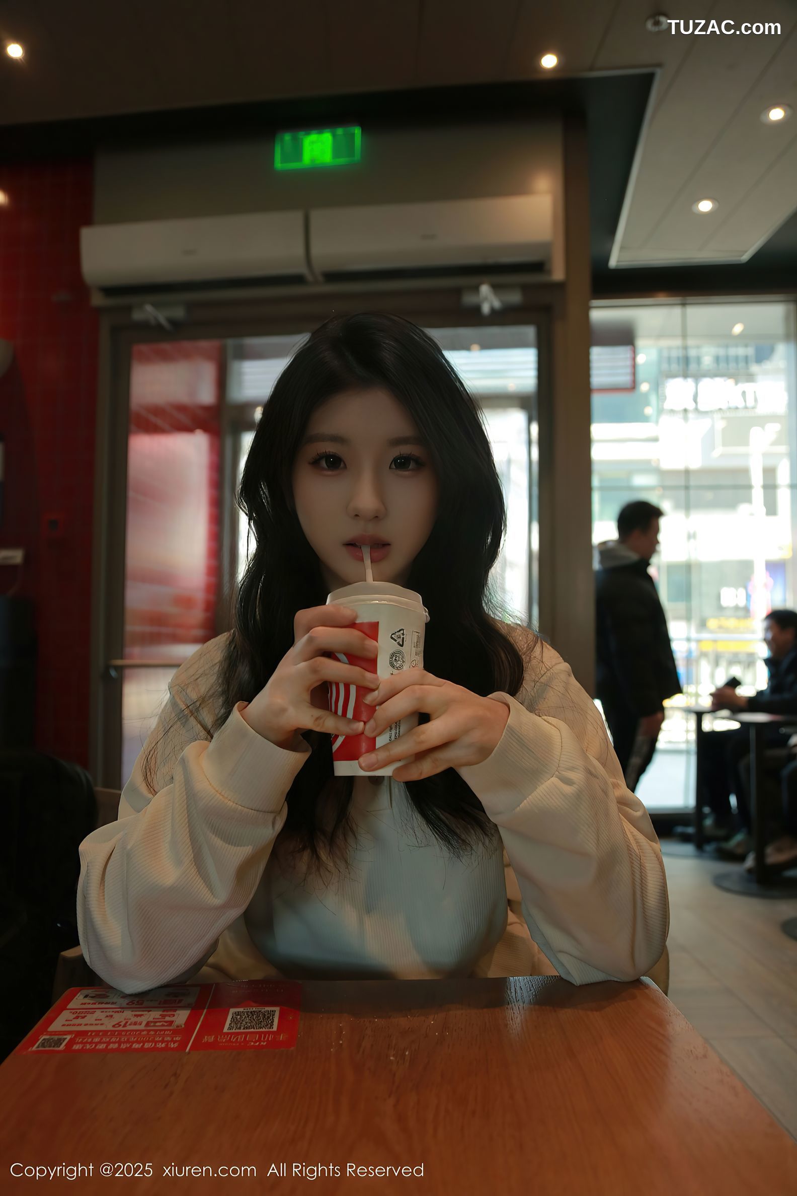 XiuRen秀人网-10137-小芭乐-轻透白色蕾丝情趣内衣-2025.04.11