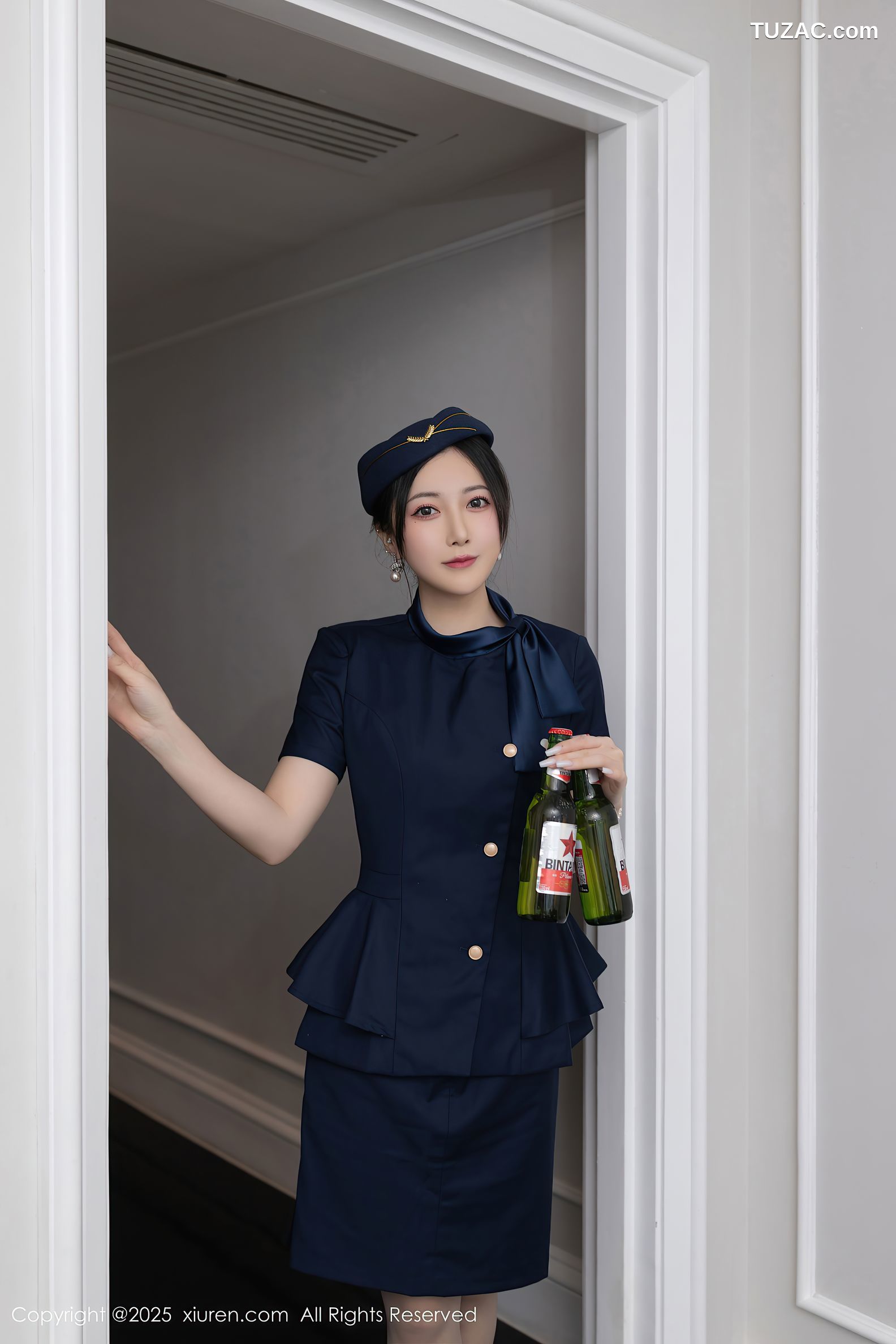 XiuRen秀人网-10142-鱼子酱Fish-深蓝制服空姐女神服务-2025.04.11