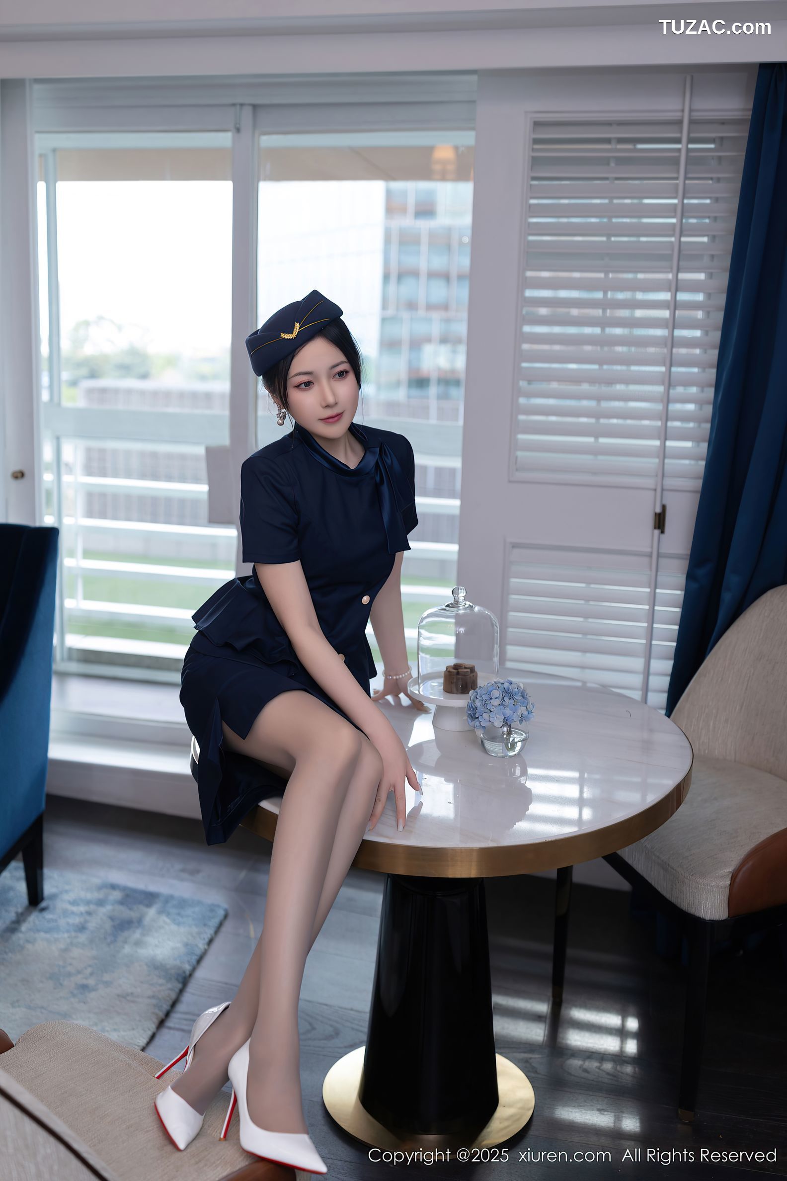 XiuRen秀人网-10142-鱼子酱Fish-深蓝制服空姐女神服务-2025.04.11