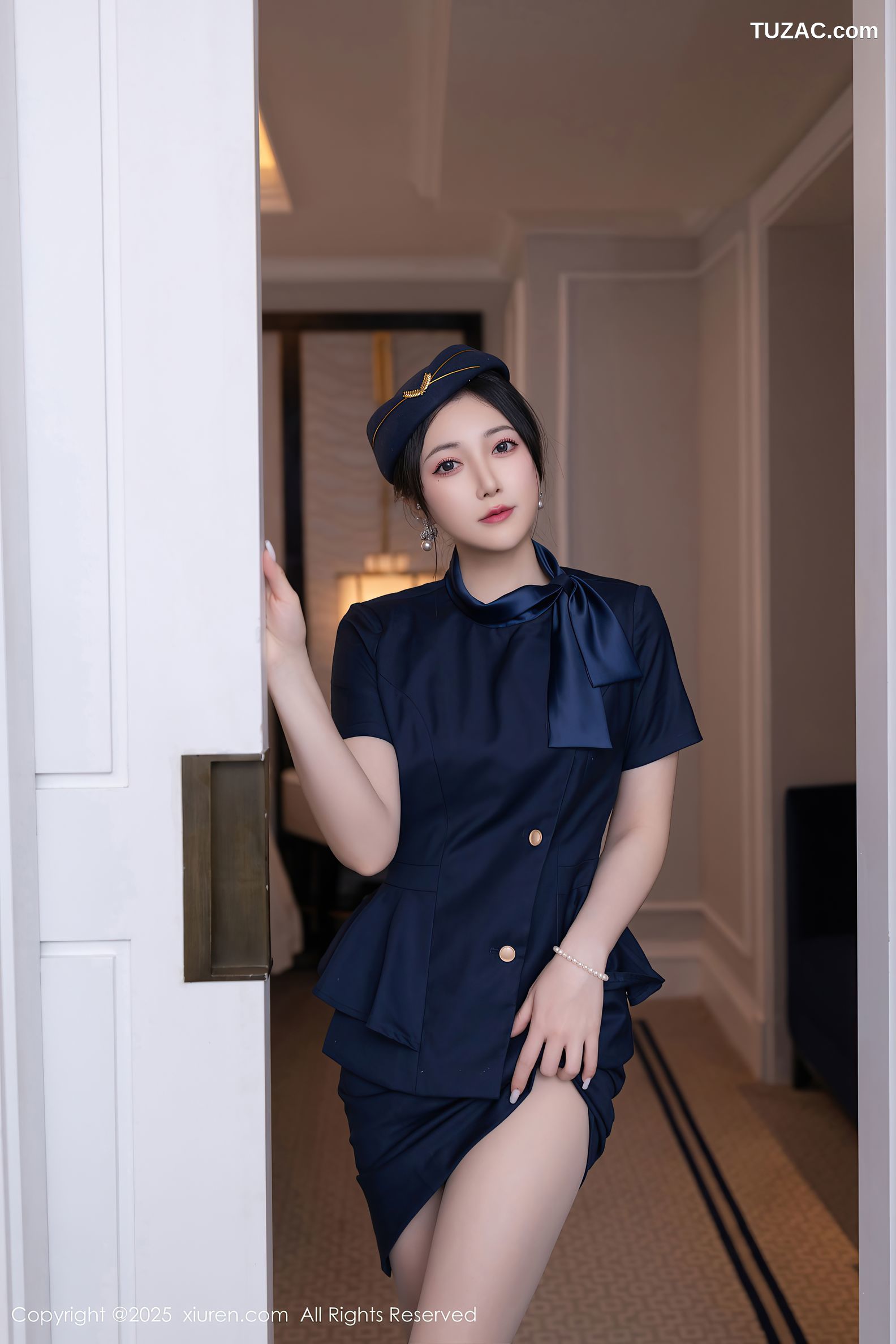 XiuRen秀人网-10142-鱼子酱Fish-深蓝制服空姐女神服务-2025.04.11