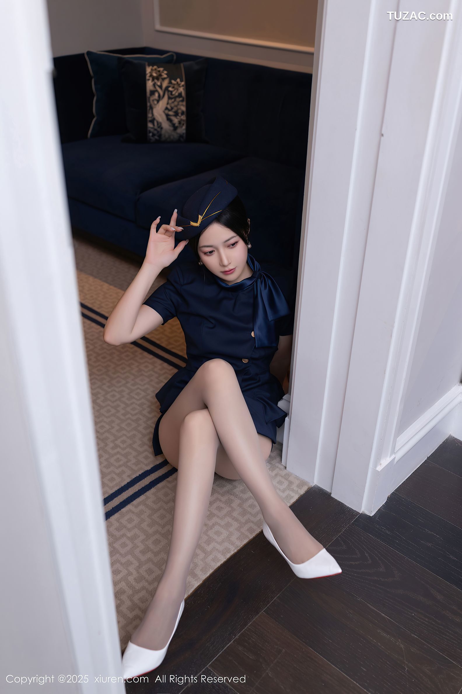 XiuRen秀人网-10142-鱼子酱Fish-深蓝制服空姐女神服务-2025.04.11