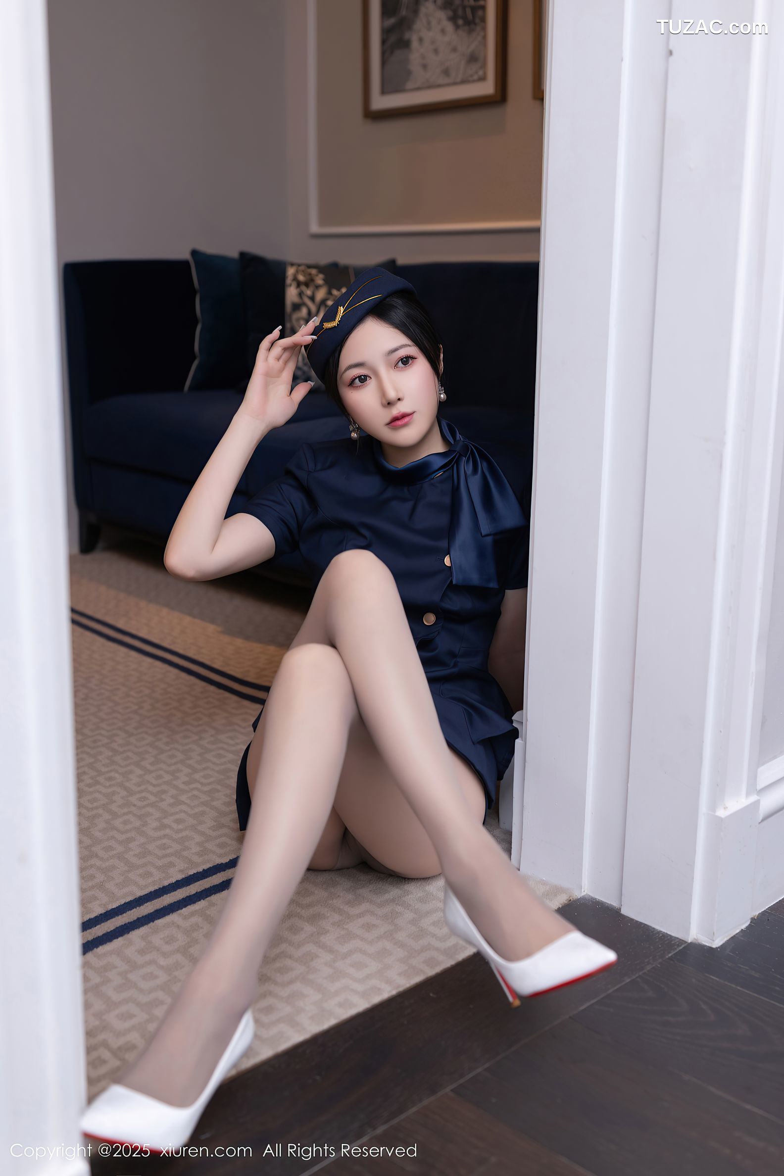 XiuRen秀人网-10142-鱼子酱Fish-深蓝制服空姐女神服务-2025.04.11