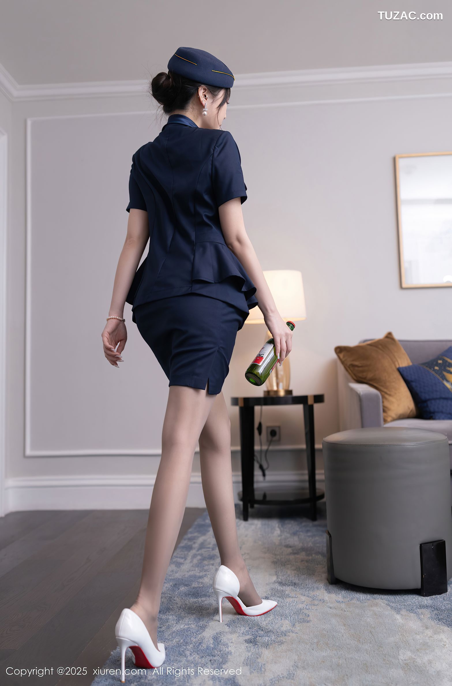 XiuRen秀人网-10142-鱼子酱Fish-深蓝制服空姐女神服务-2025.04.11