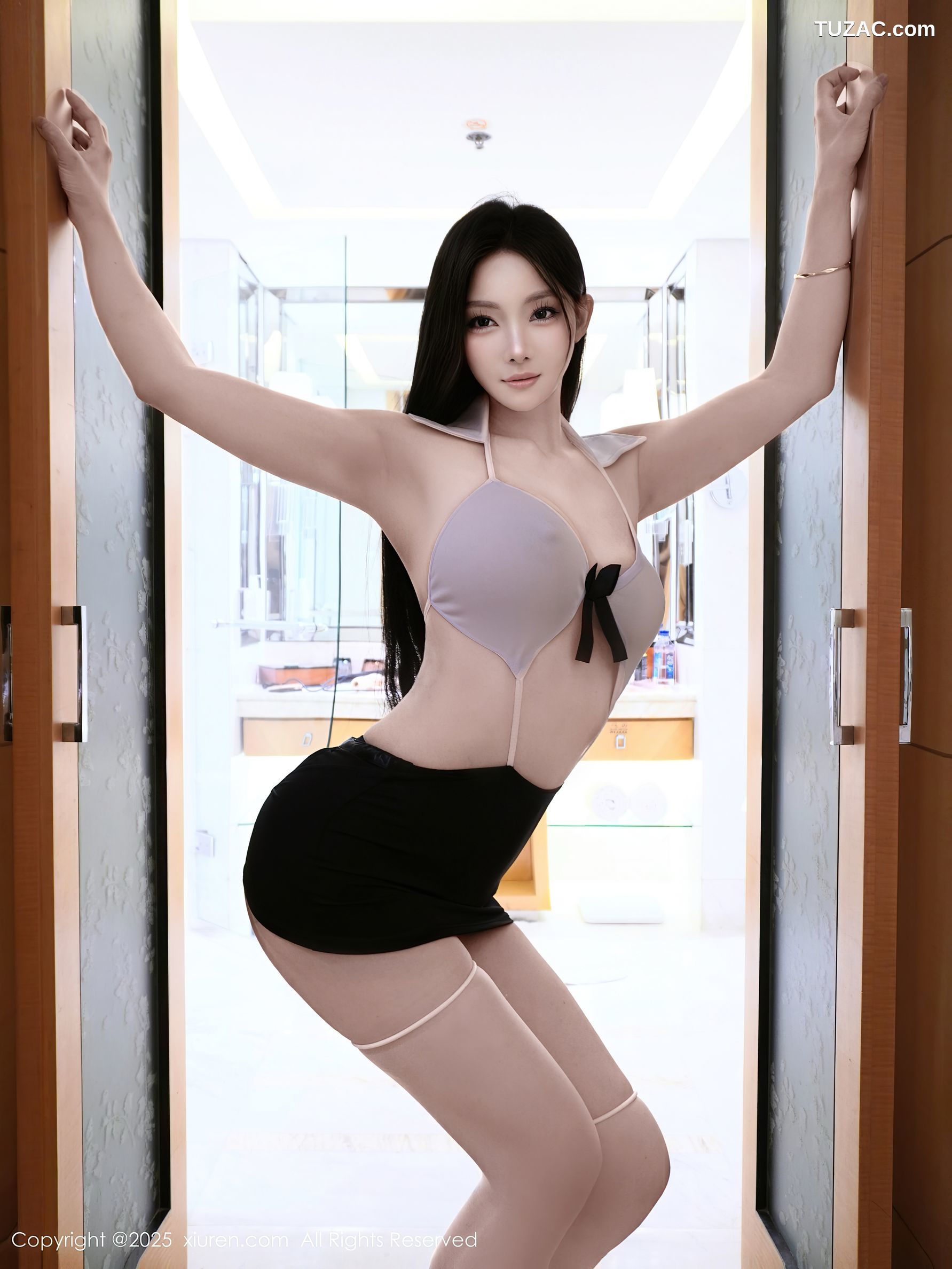 XiuRen秀人网-10147-雪见-粉色连衣短裙黑白情趣内衣-2025.04.14