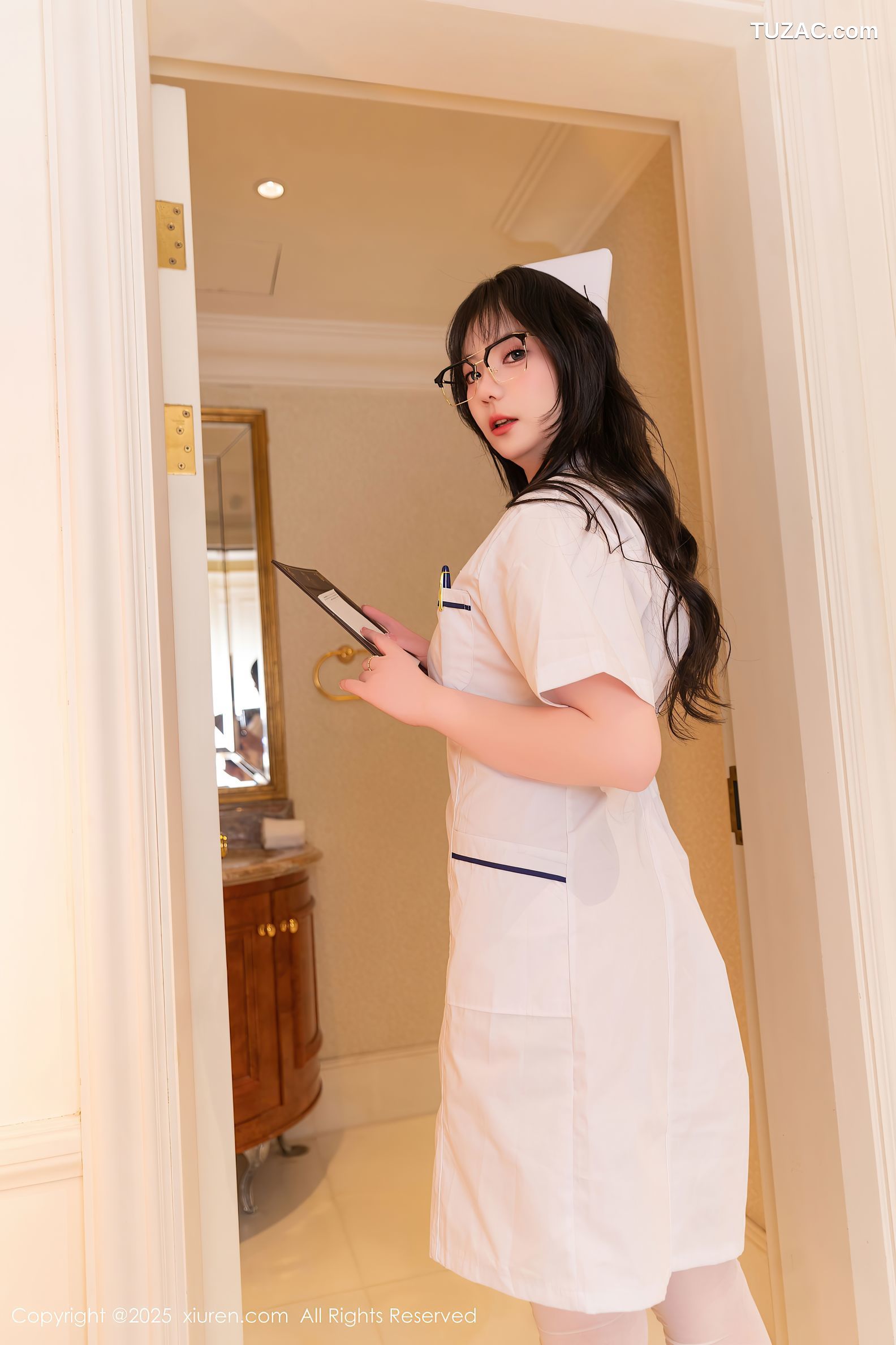 XiuRen秀人网-10152-软情-情趣护士服撒娇室内调教绑缚爆乳-2025.04.14