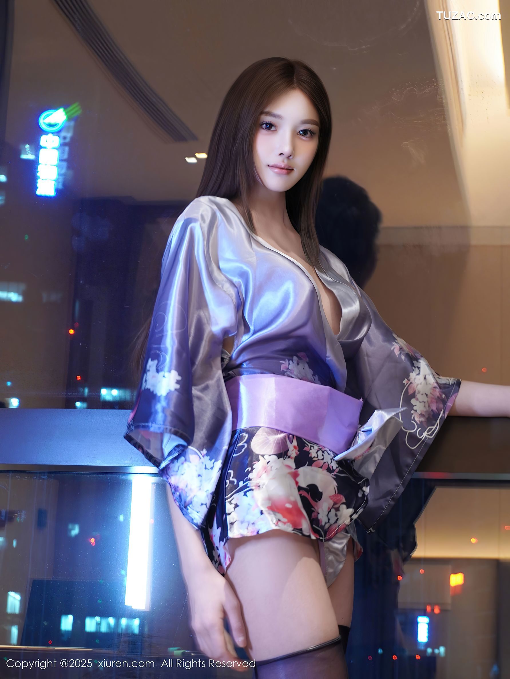 XiuRen秀人网-10153-杨幂幂-紫色睡袍魅惑黑丝-2025.04.14