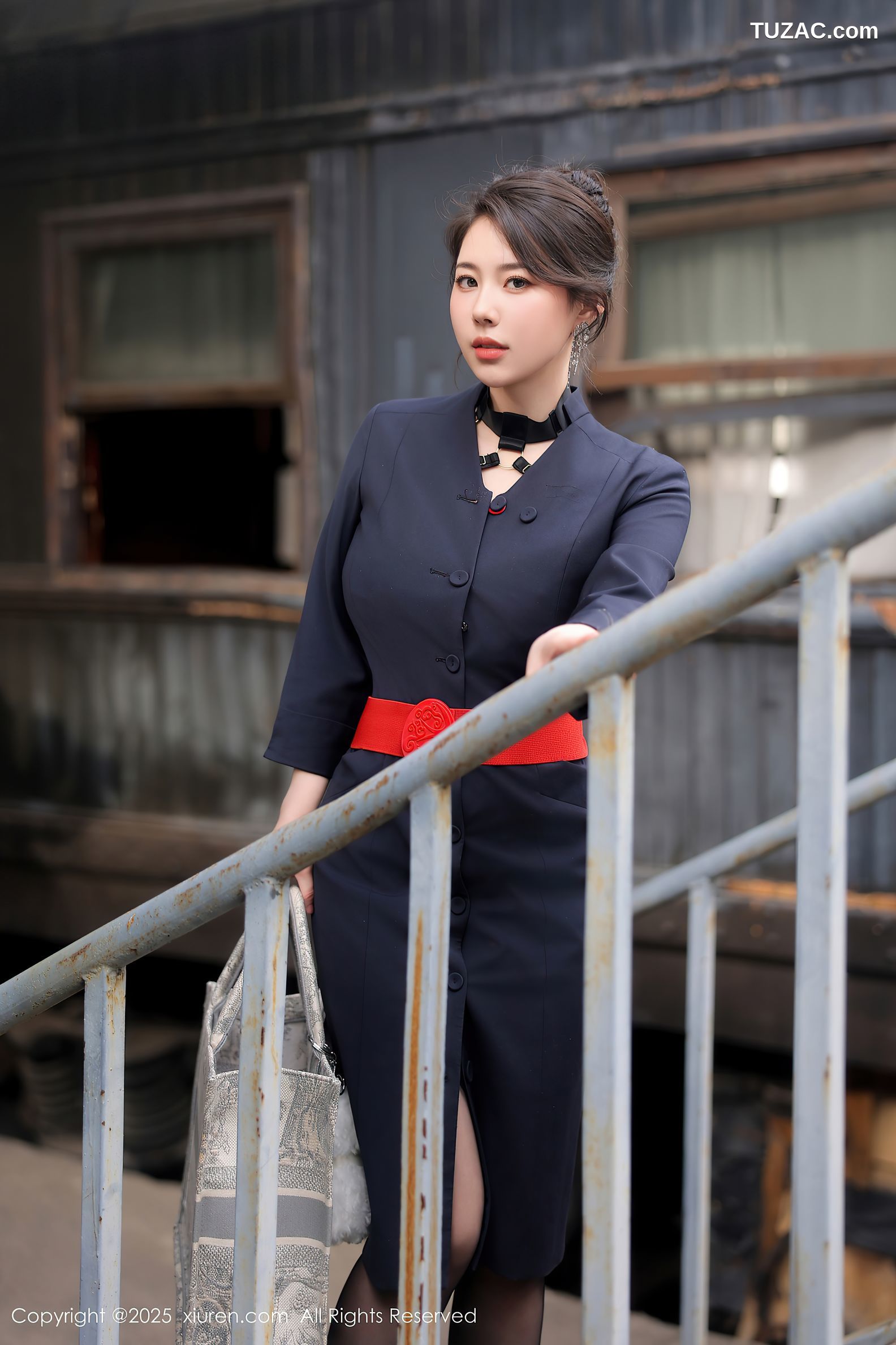 XiuRen秀人网-10155-白茹雪Abby-性感蓝黑色空姐制服诱惑-2025.04.14