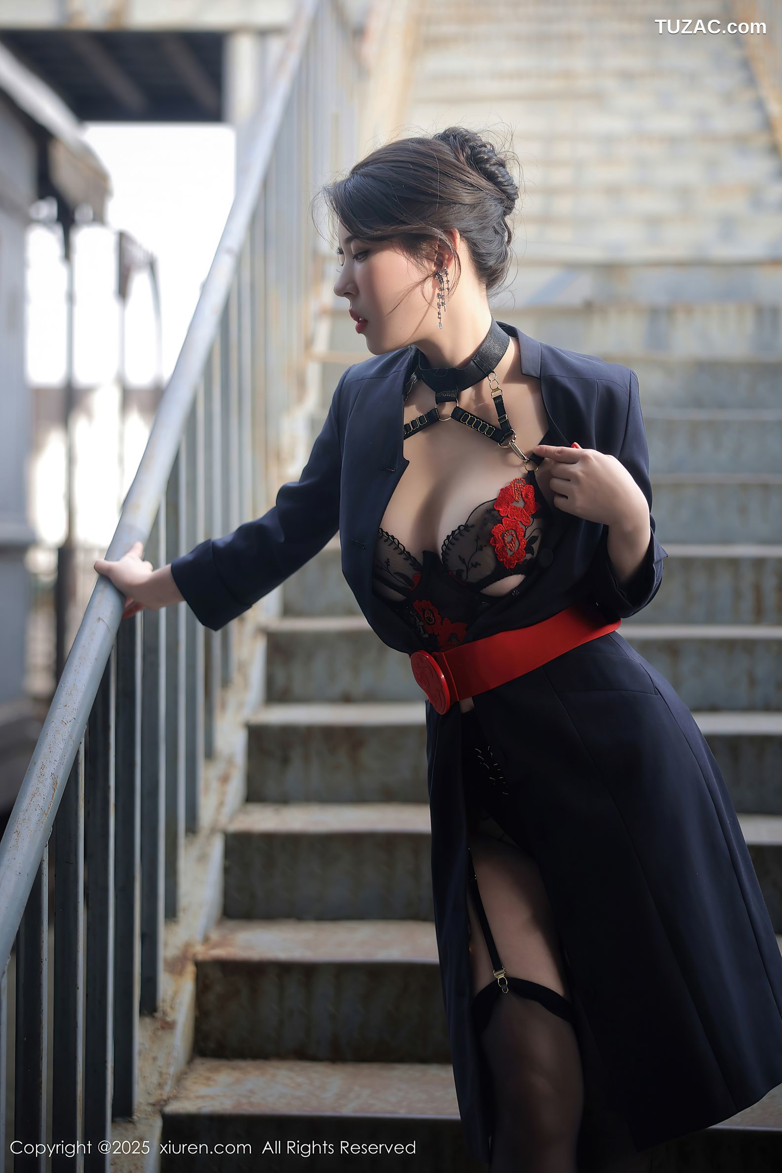 XiuRen秀人网-10155-白茹雪Abby-性感蓝黑色空姐制服诱惑-2025.04.14