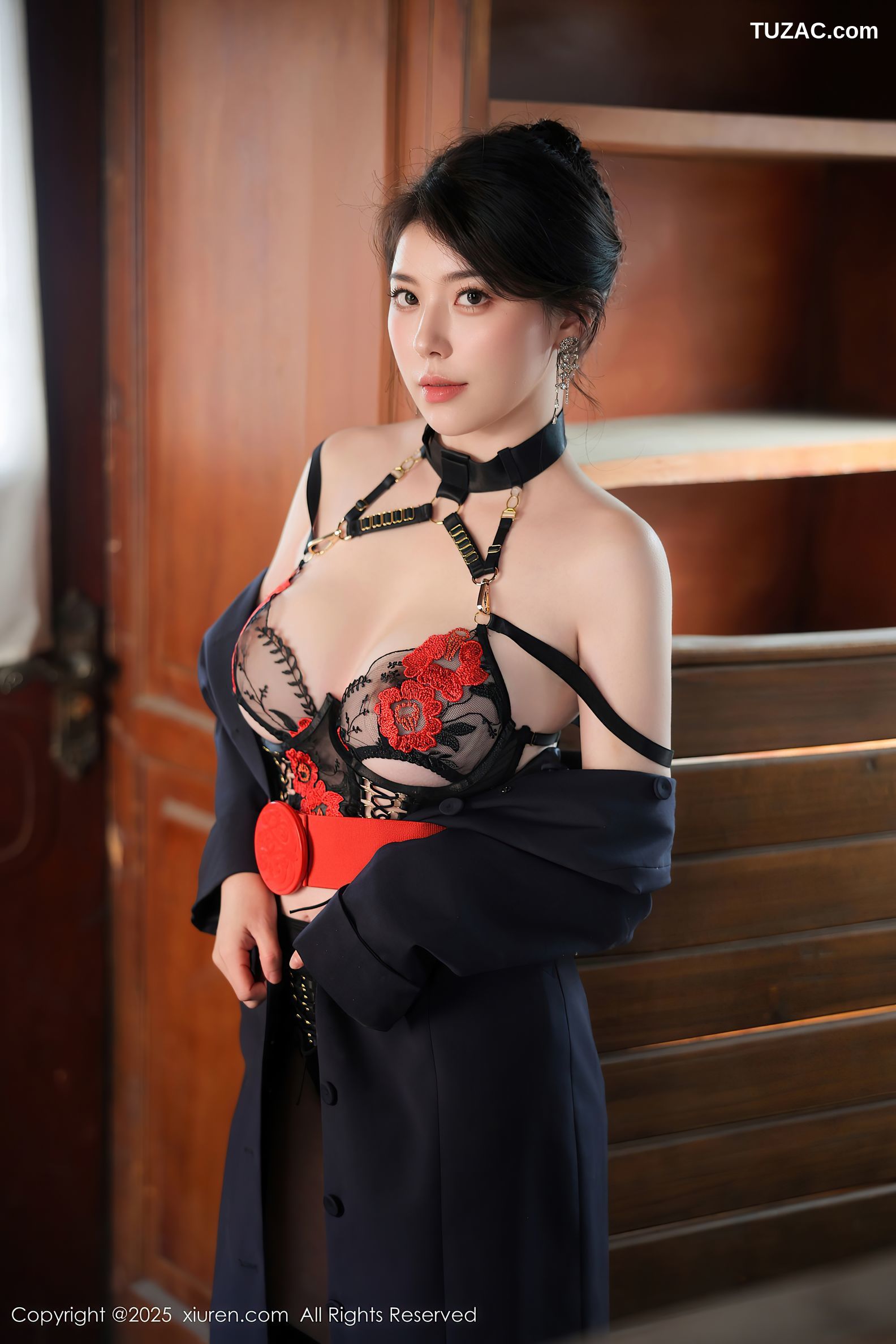 XiuRen秀人网-10155-白茹雪Abby-性感蓝黑色空姐制服诱惑-2025.04.14