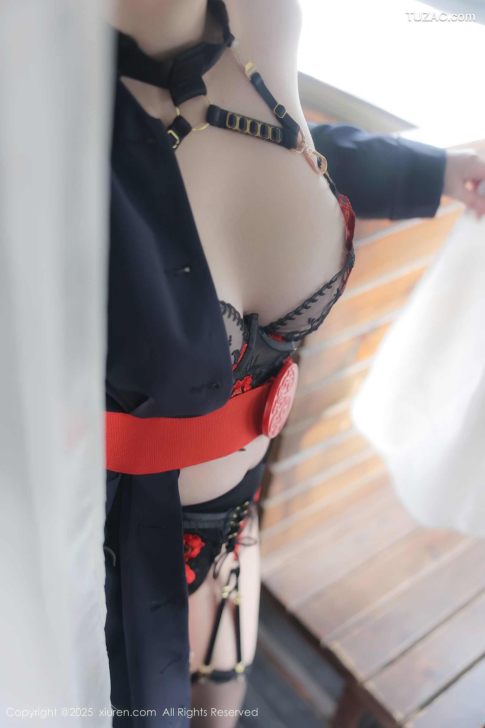 XiuRen秀人网-10155-白茹雪Abby-性感蓝黑色空姐制服诱惑-2025.04.14