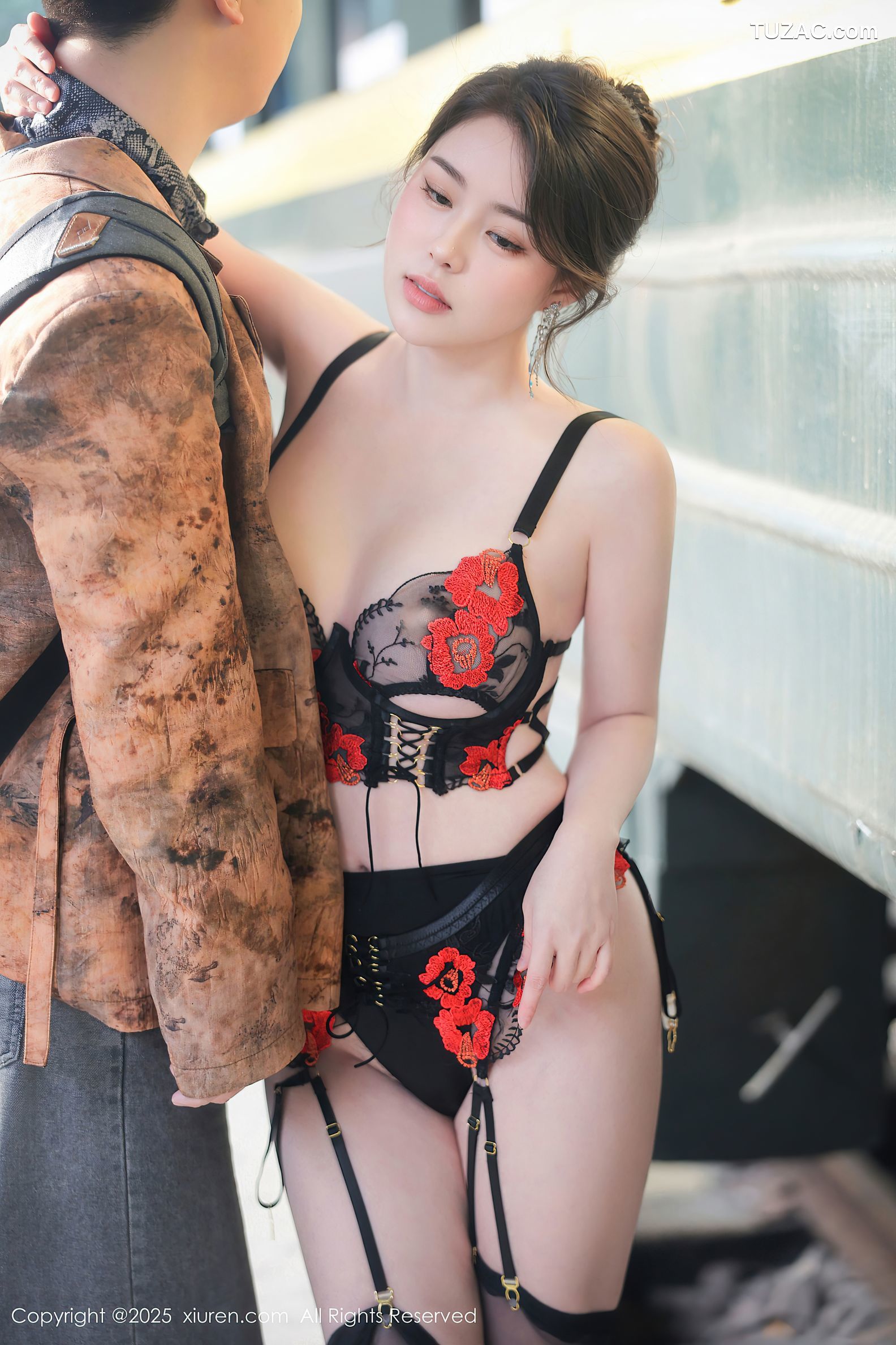 XiuRen秀人网-10155-白茹雪Abby-性感蓝黑色空姐制服诱惑-2025.04.14