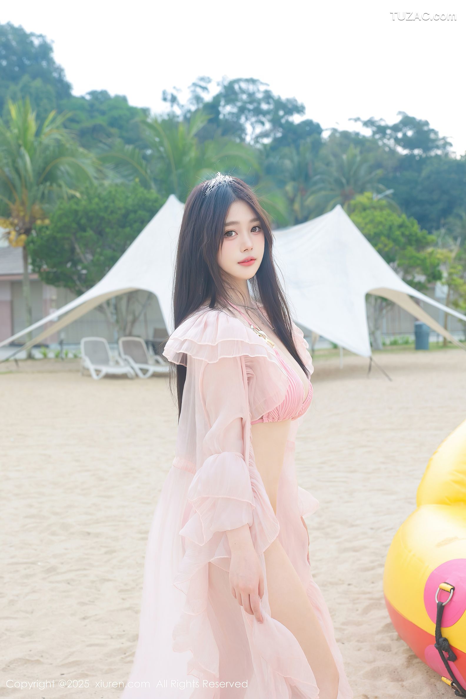 XiuRen秀人网-10160-蛋蛋宝-马来西亚大红花酒店海滩粉纱裙粉色比基尼-2025.04.16