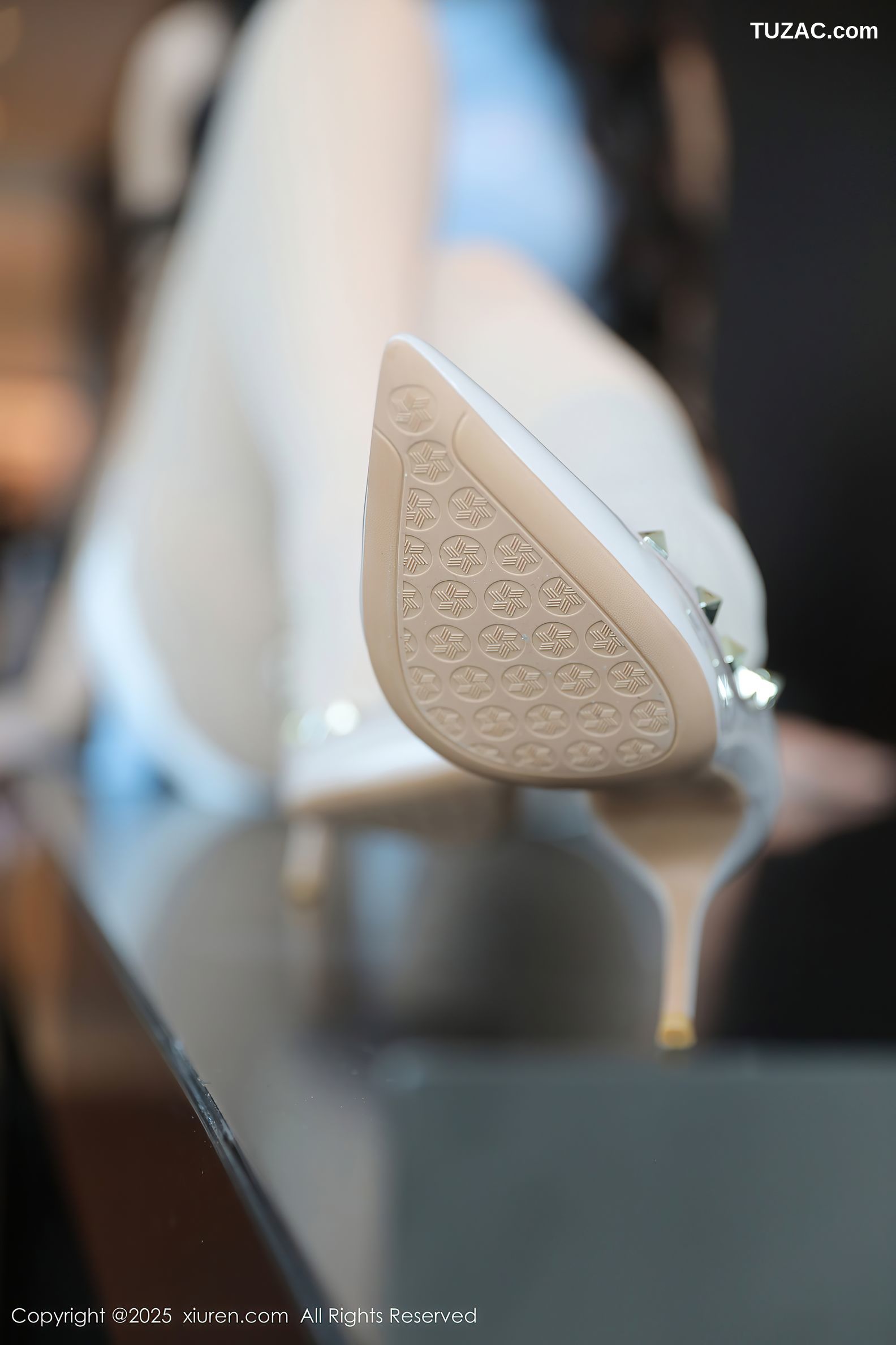 XiuRen秀人网-10165-希雅sia-蓝T白短裙紫色内衣原色丝袜-2025.04.17