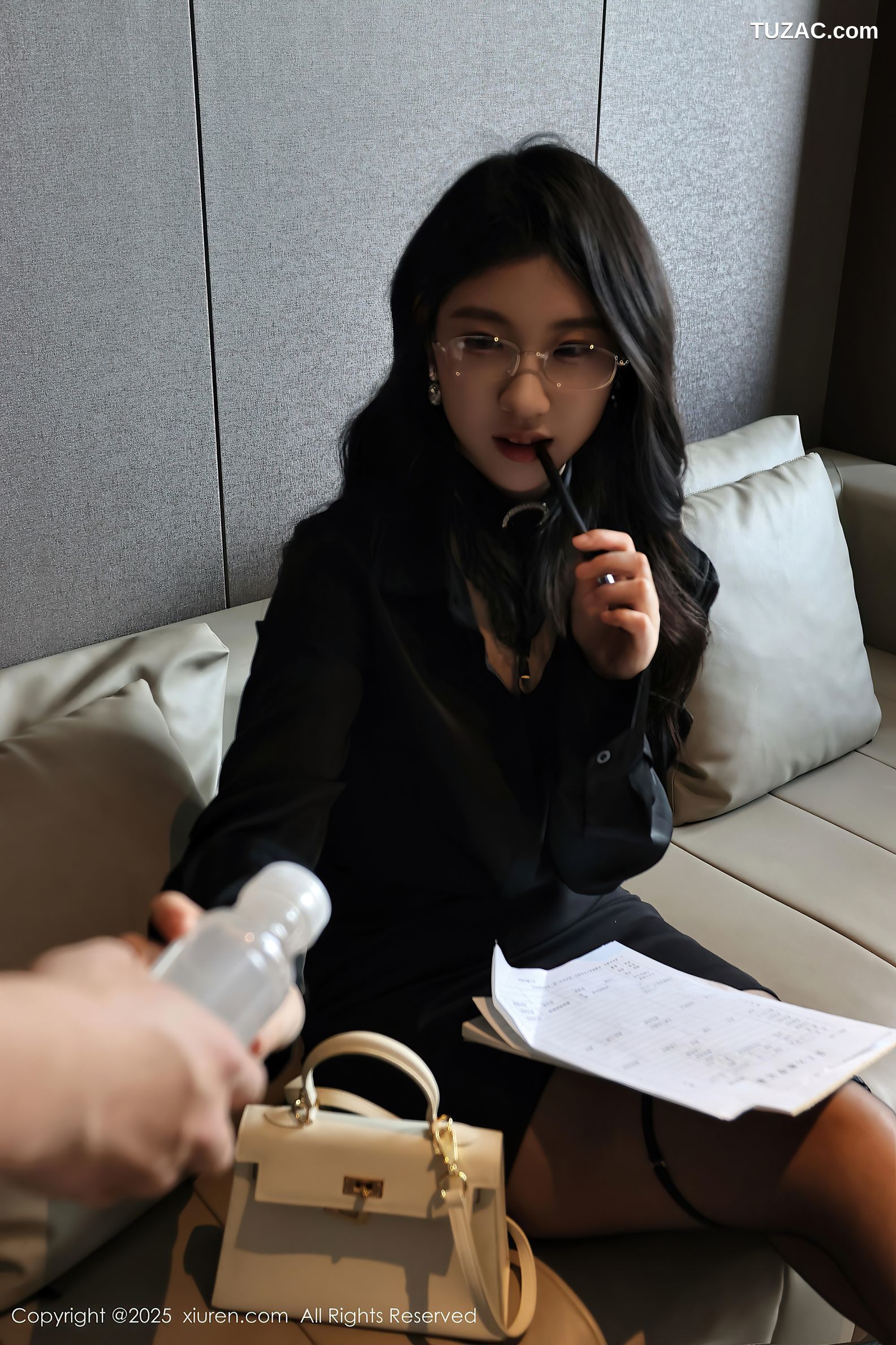 XiuRen秀人网-10167-小芭乐-黑裙装OL面试场景黑色蕾丝内衣黑丝绑缚-2025.04.18