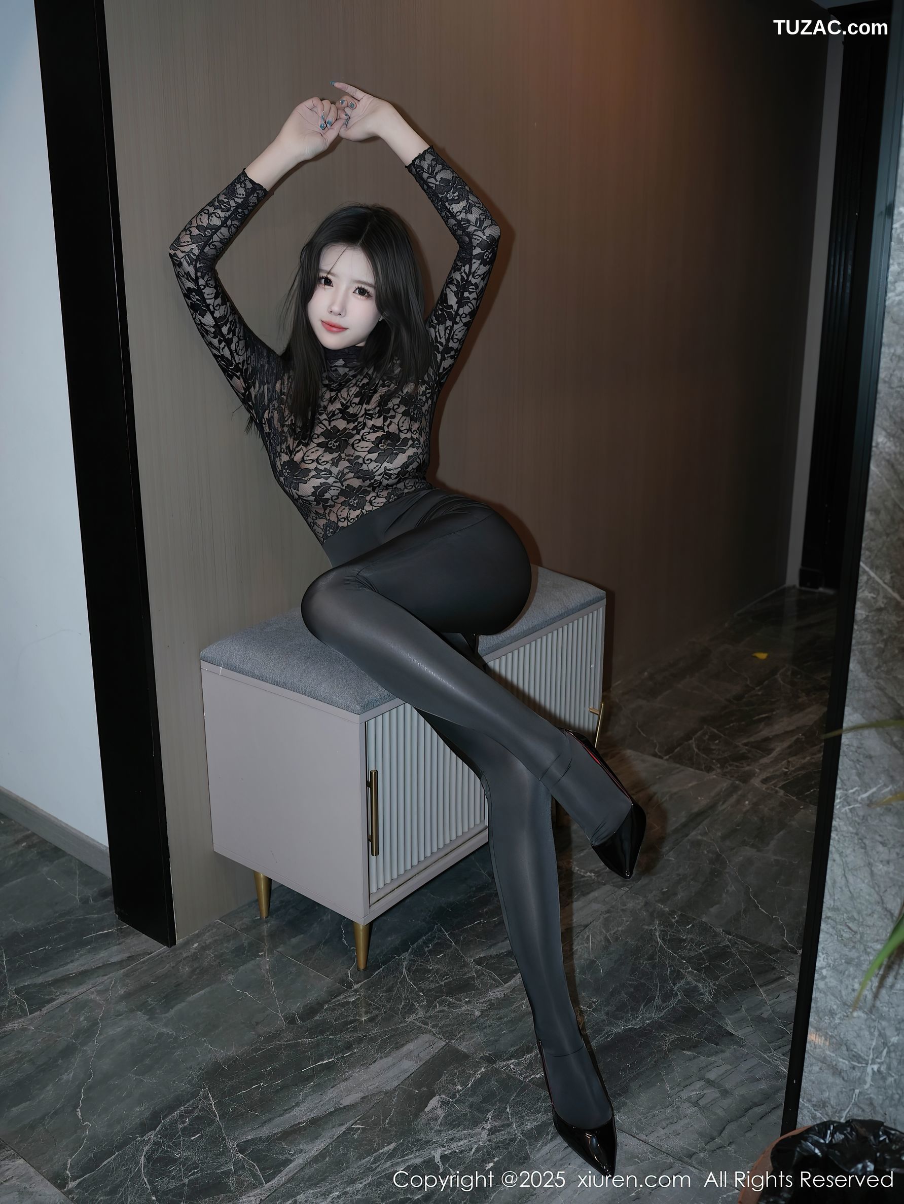 XiuRen秀人网-10171-袁圆-黑色蕾丝连体衫裤真空诱惑-2025.04.18