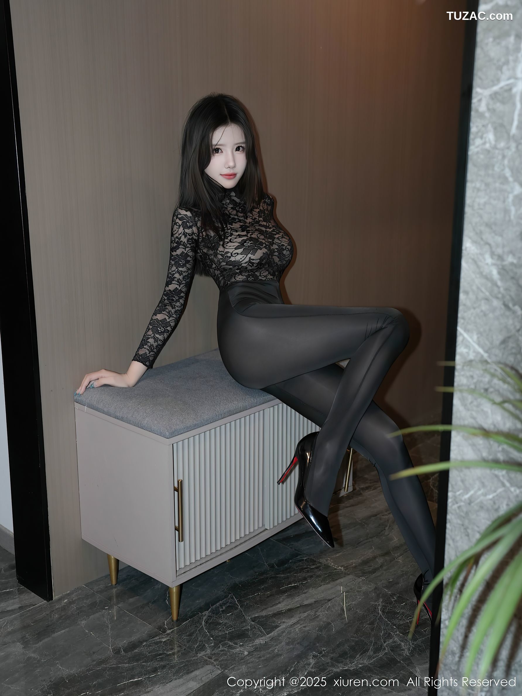 XiuRen秀人网-10171-袁圆-黑色蕾丝连体衫裤真空诱惑-2025.04.18