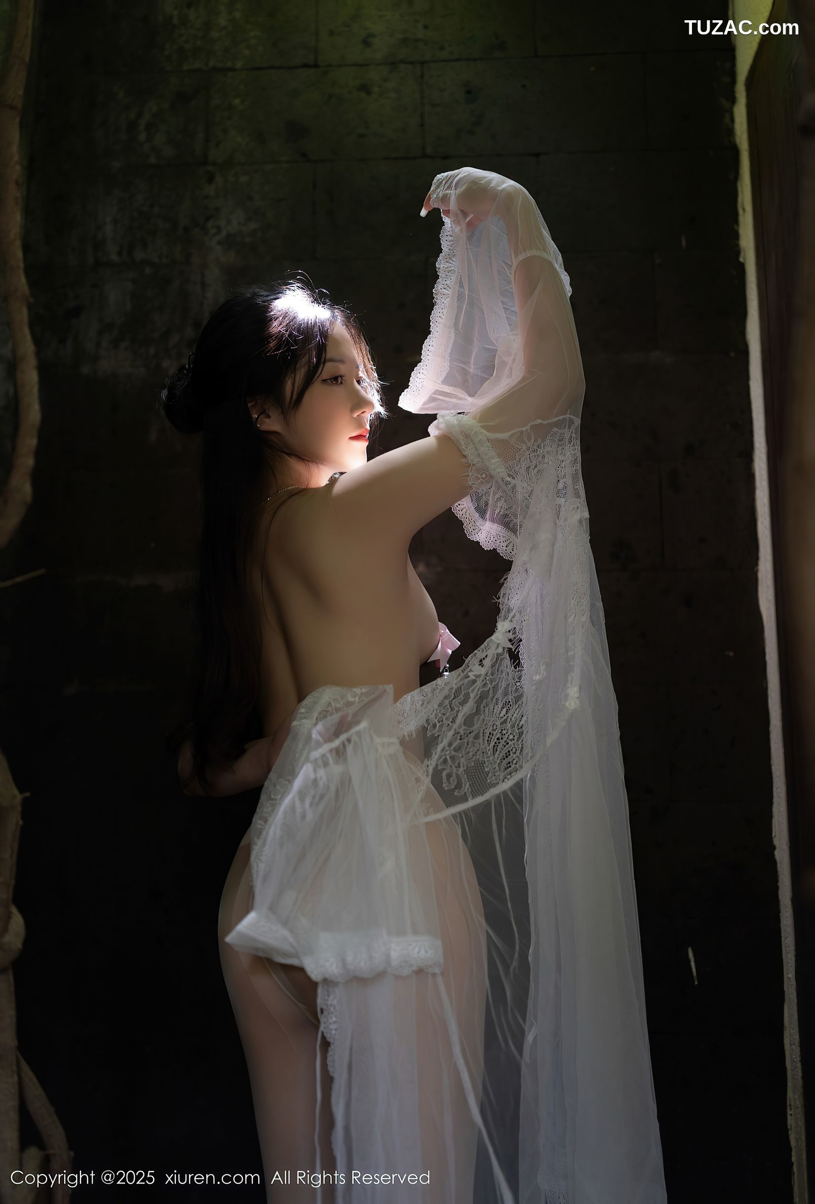 XiuRen秀人网-10173-鱼子酱Fish-古风透视白纱裙真空裸体-2025.04.18