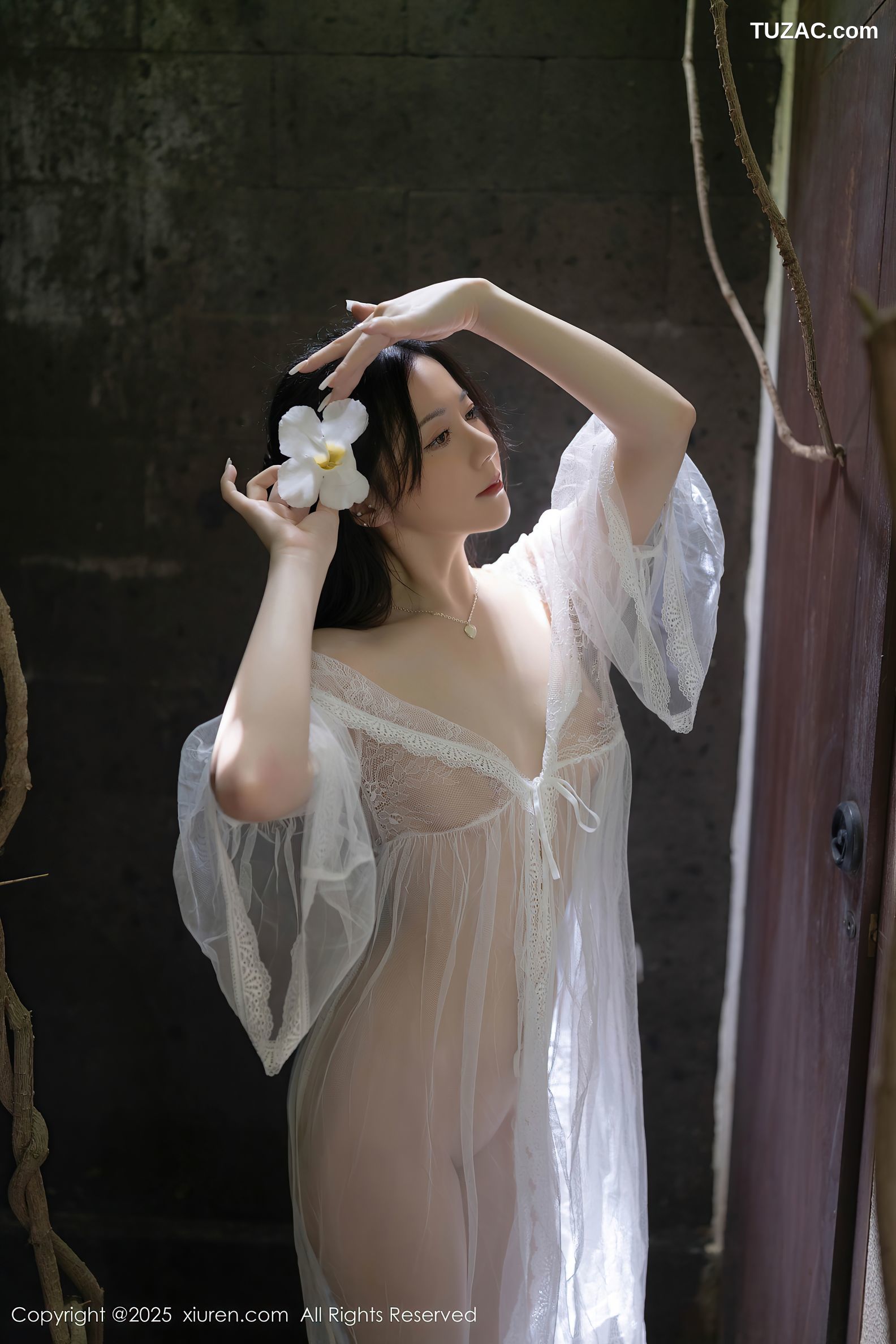 XiuRen秀人网-10173-鱼子酱Fish-古风透视白纱裙真空裸体-2025.04.18