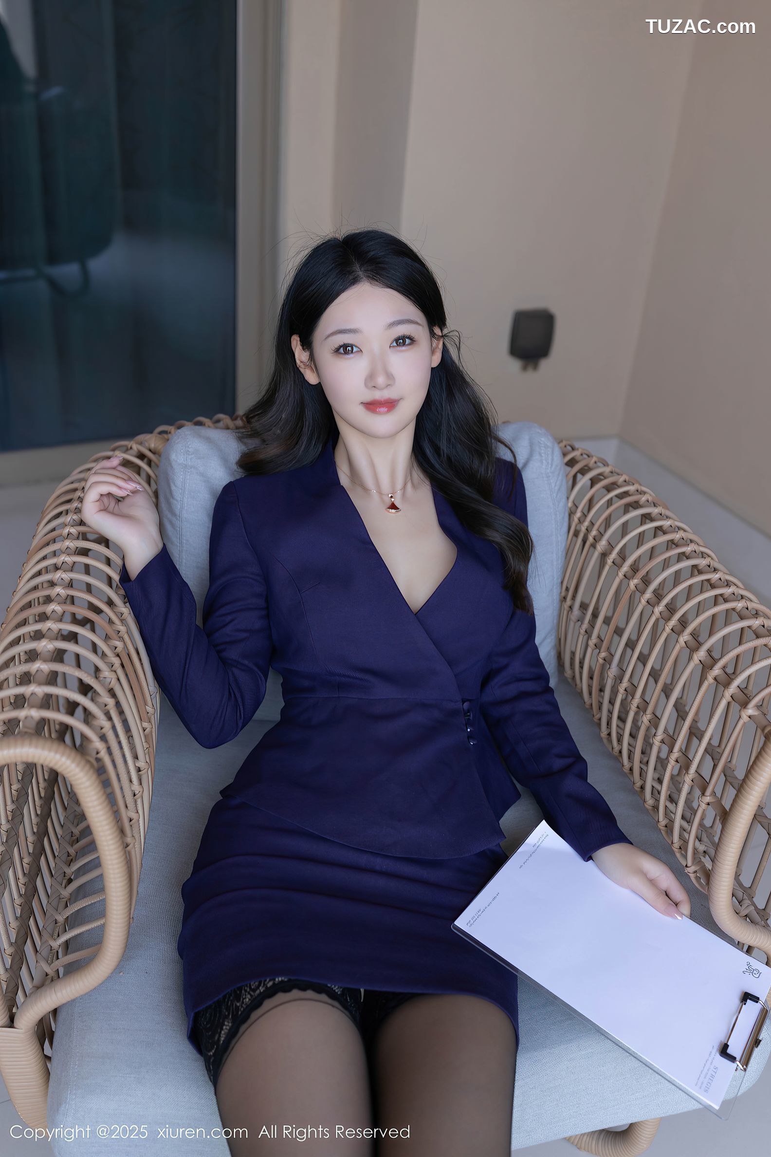 XiuRen秀人网-10178-唐安琪-深蓝色裙装0L黑色内衣黑丝-2025.04.21