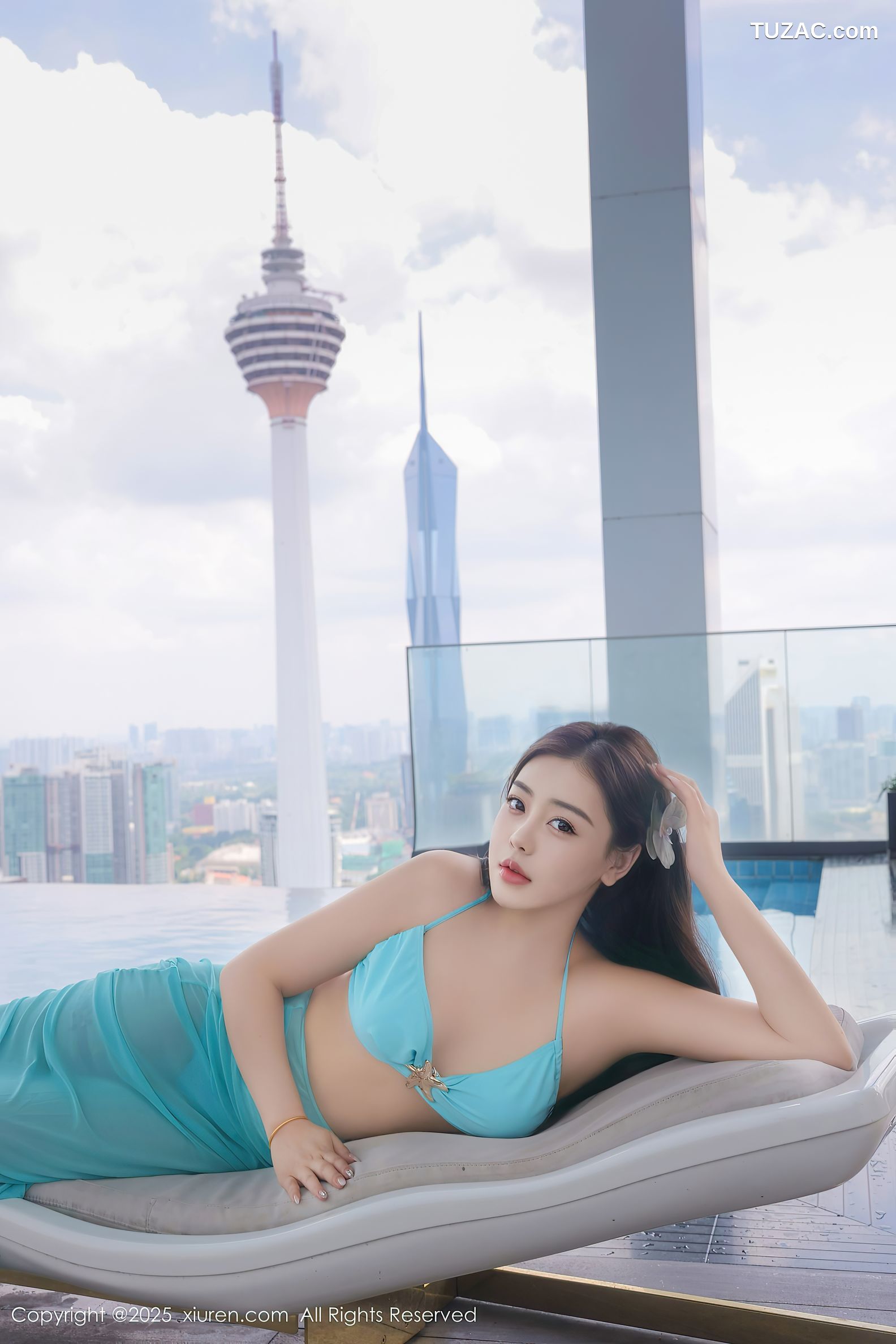 XiuRen秀人网-10187-希雅sia-吉隆坡无边泳池蓝色比基尼-2025.04.23