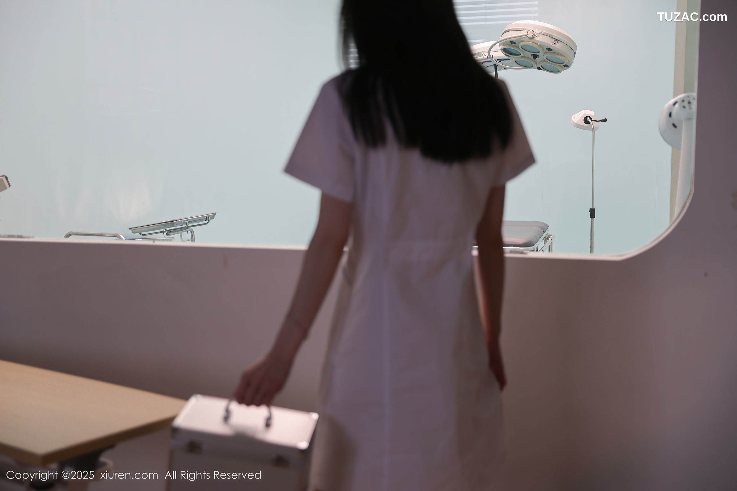 XiuRen秀人网-10190-布丁wow-医院场景白衣女医生的秘密之爱-2025.04.24