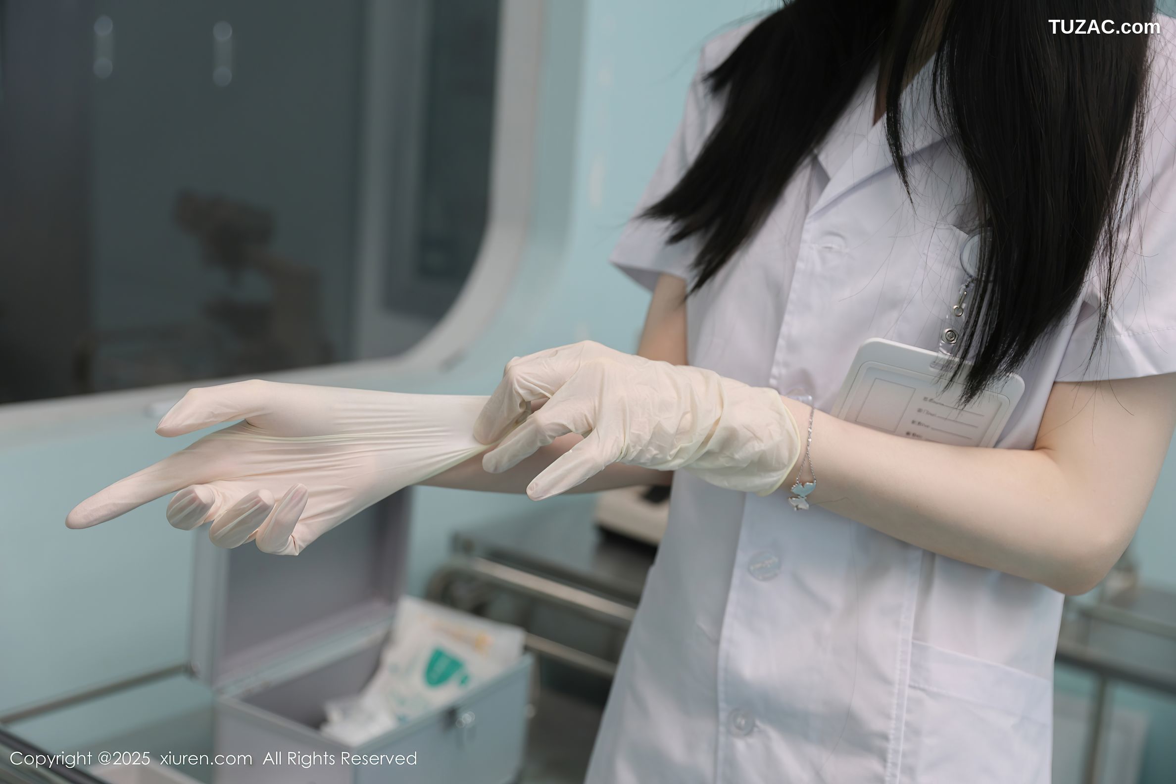 XiuRen秀人网-10190-布丁wow-医院场景白衣女医生的秘密之爱-2025.04.24
