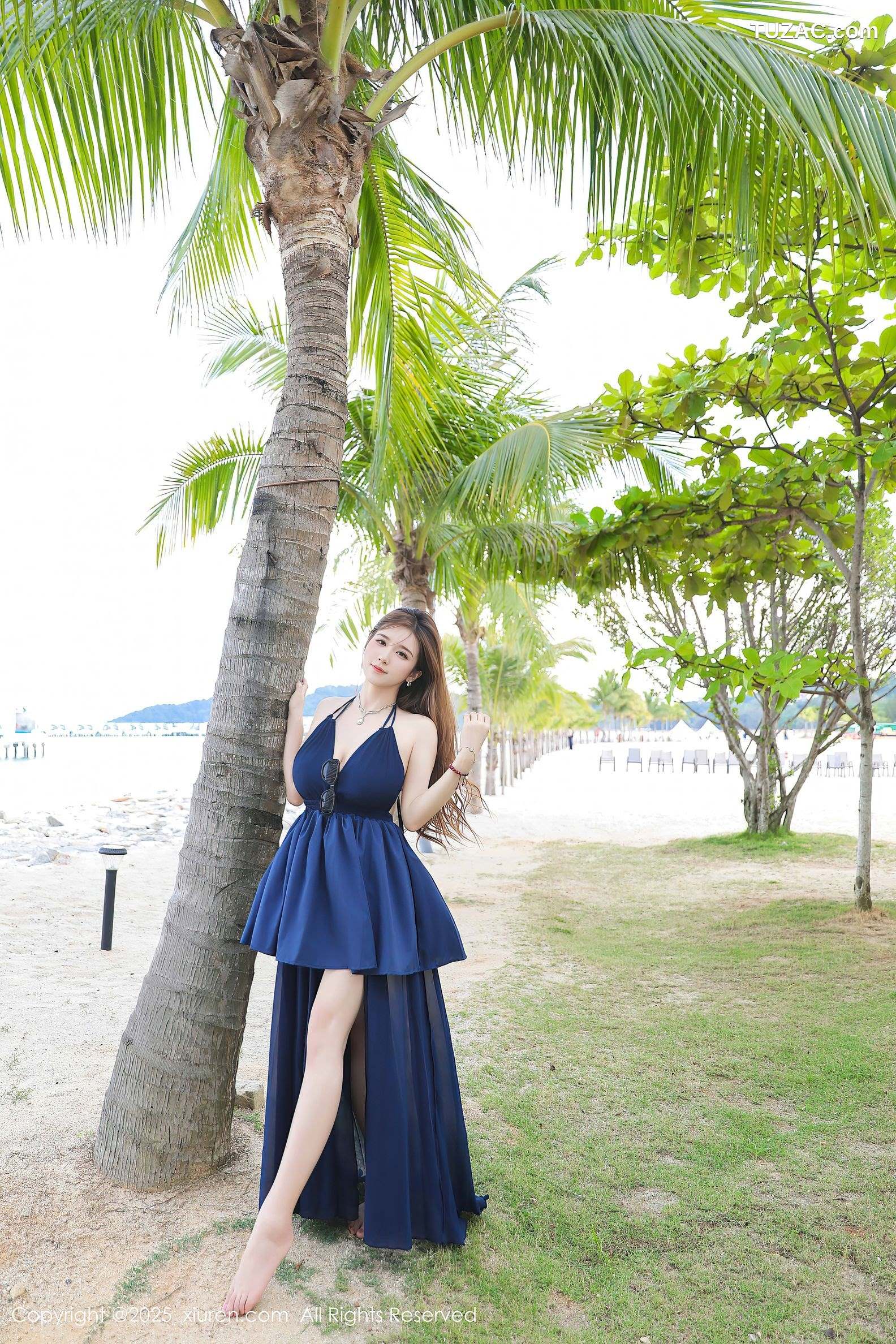 XiuRen秀人网-10195-小肉肉咪-马来西亚大红花酒店海滩深蓝礼裙银链情趣内衣爆乳-2025.04.24