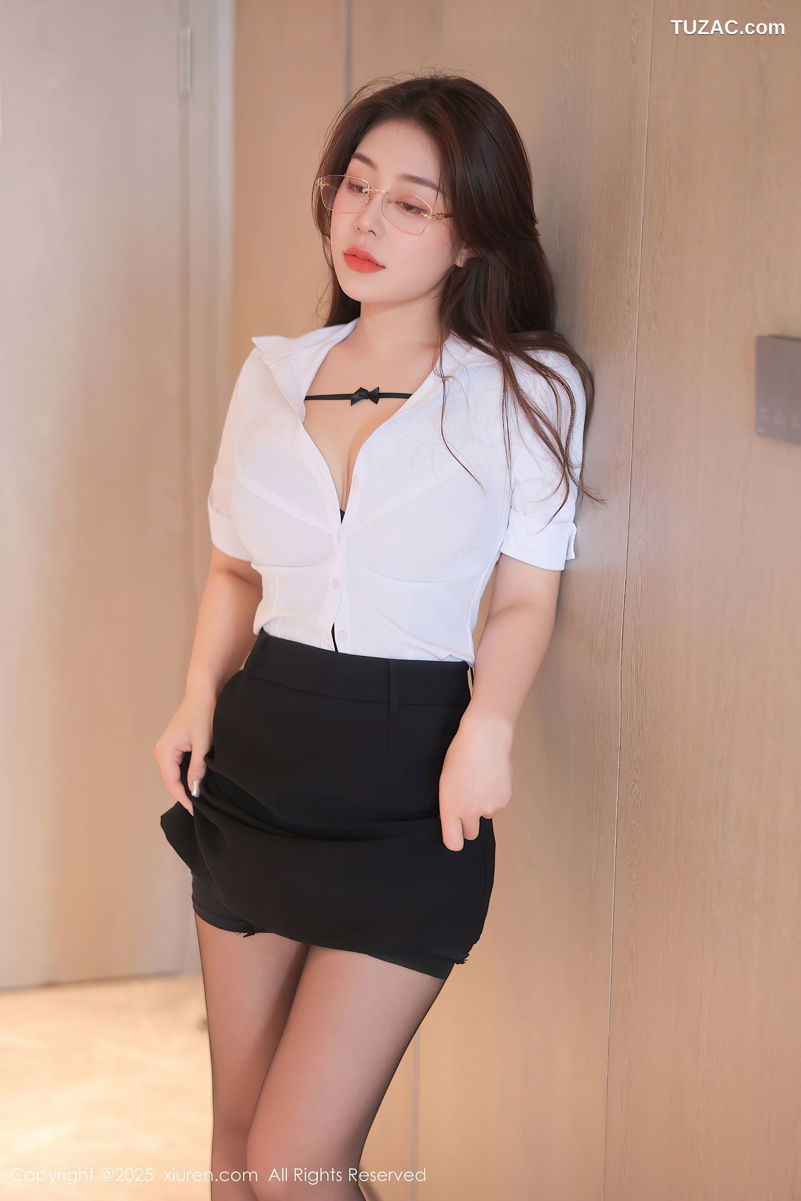 XiuRen秀人网-10204-云璎珞-OL白衬衫黑短裙黑内衣黑丝-2025.04.27