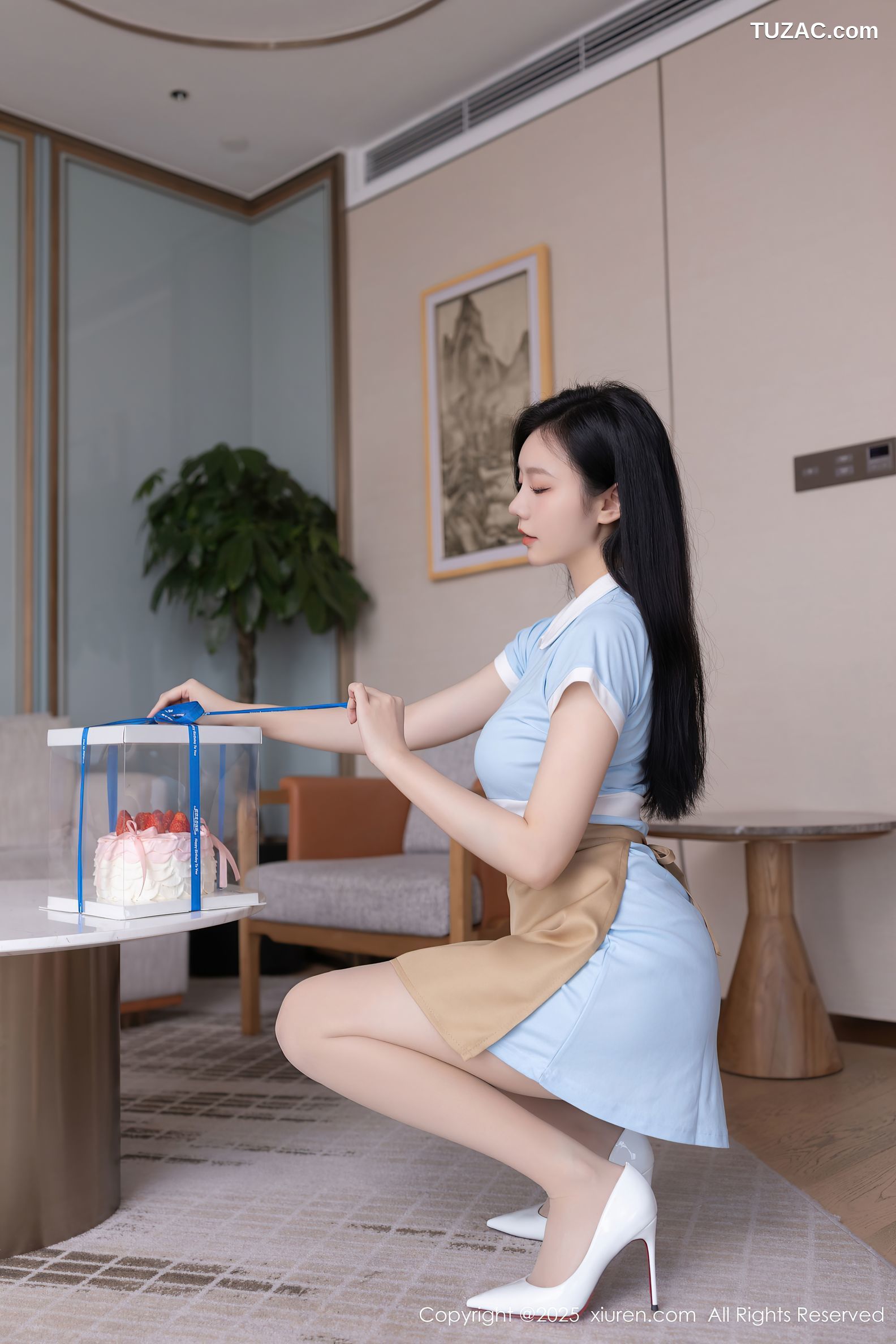 XiuRen秀人网-10214-安然anran-肉色内衣肉丝爆乳-2025.04.28