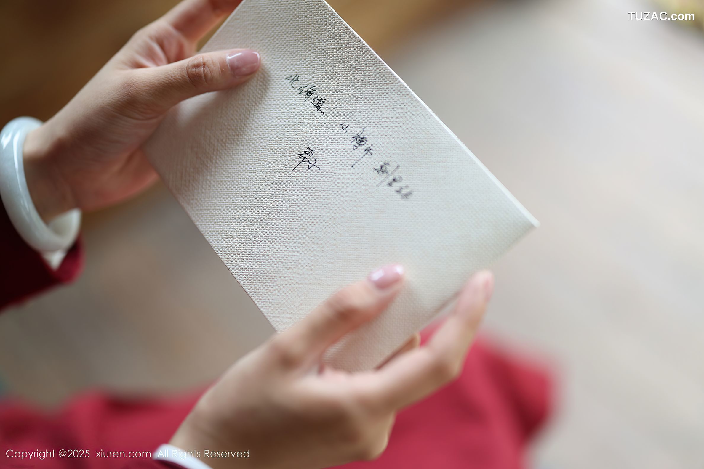 XiuRen秀人网-10215-茂木希子-新人红色长裙白色内衣肉丝-2025.04.29