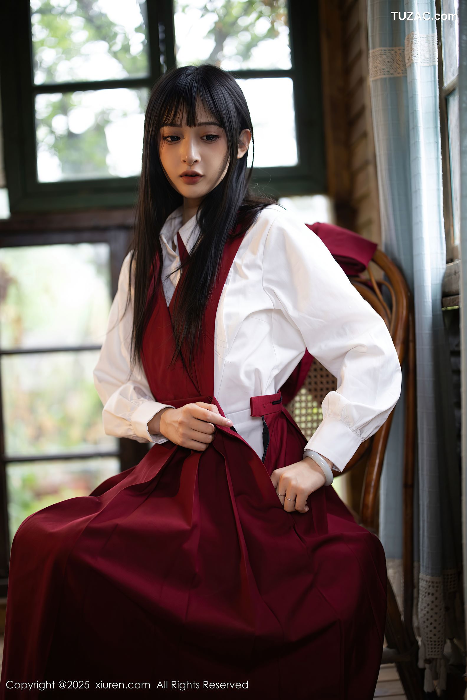 XiuRen秀人网-10215-茂木希子-新人红色长裙白色内衣肉丝-2025.04.29