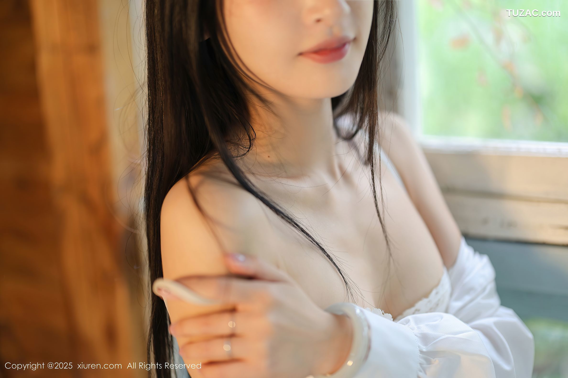 XiuRen秀人网-10215-茂木希子-新人红色长裙白色内衣肉丝-2025.04.29