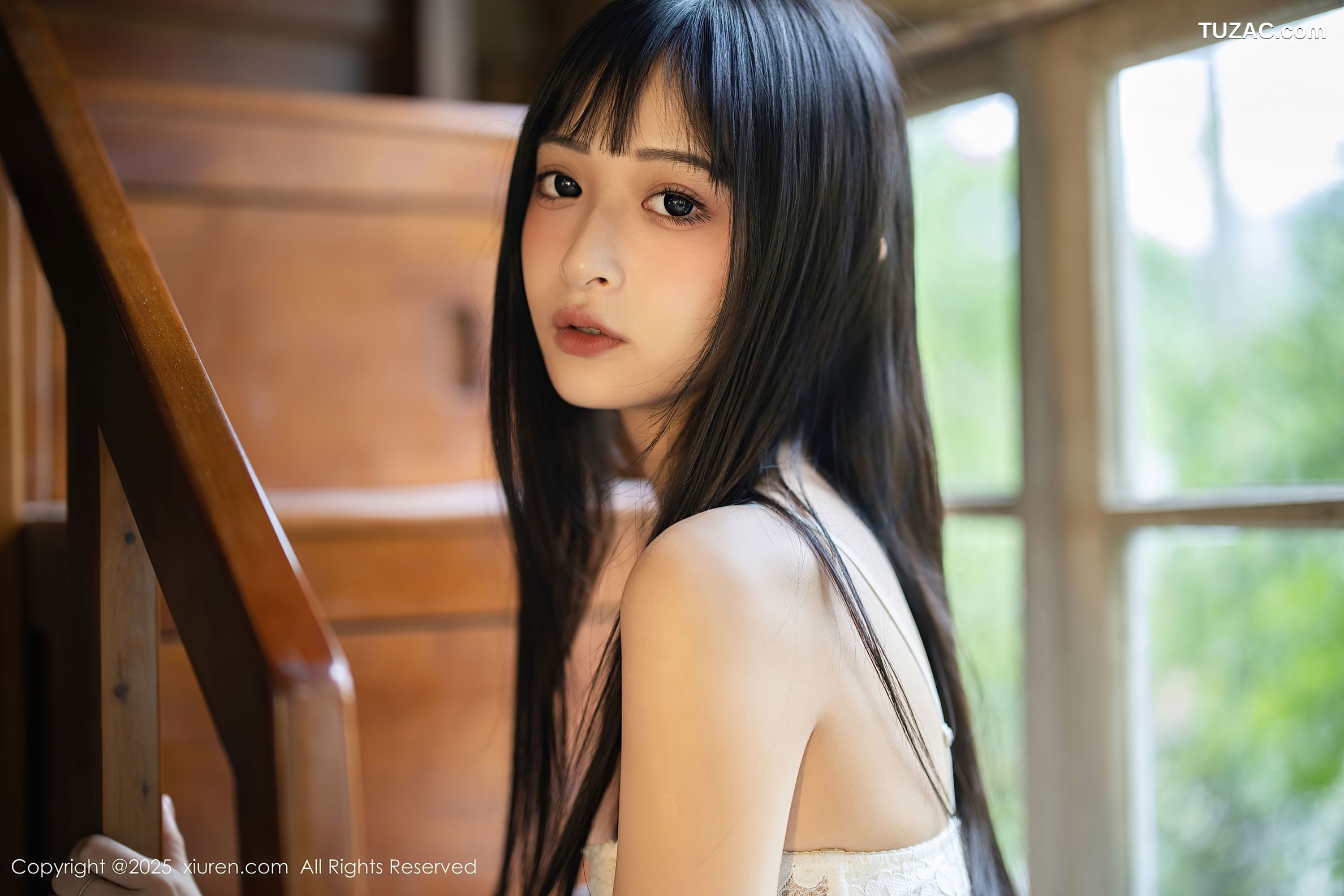 XiuRen秀人网-10215-茂木希子-新人红色长裙白色内衣肉丝-2025.04.29