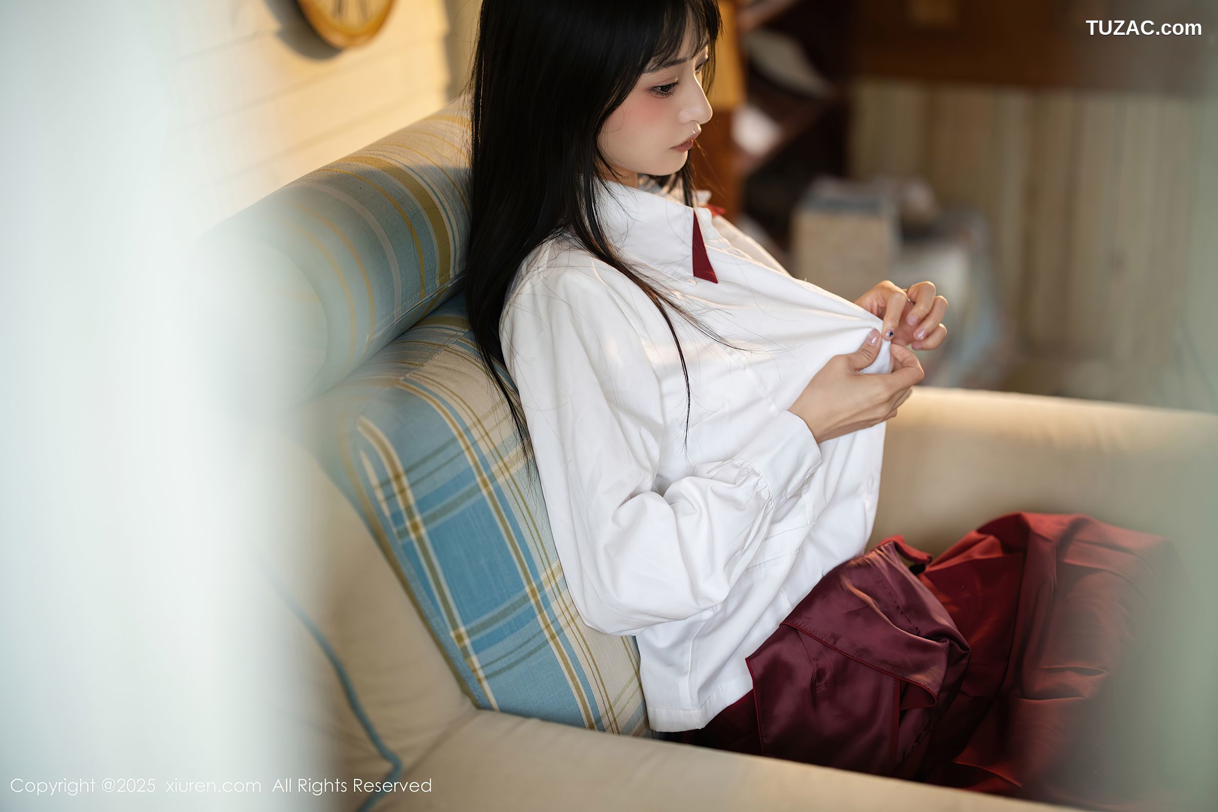 XiuRen秀人网-10215-茂木希子-新人红色长裙白色内衣肉丝-2025.04.29