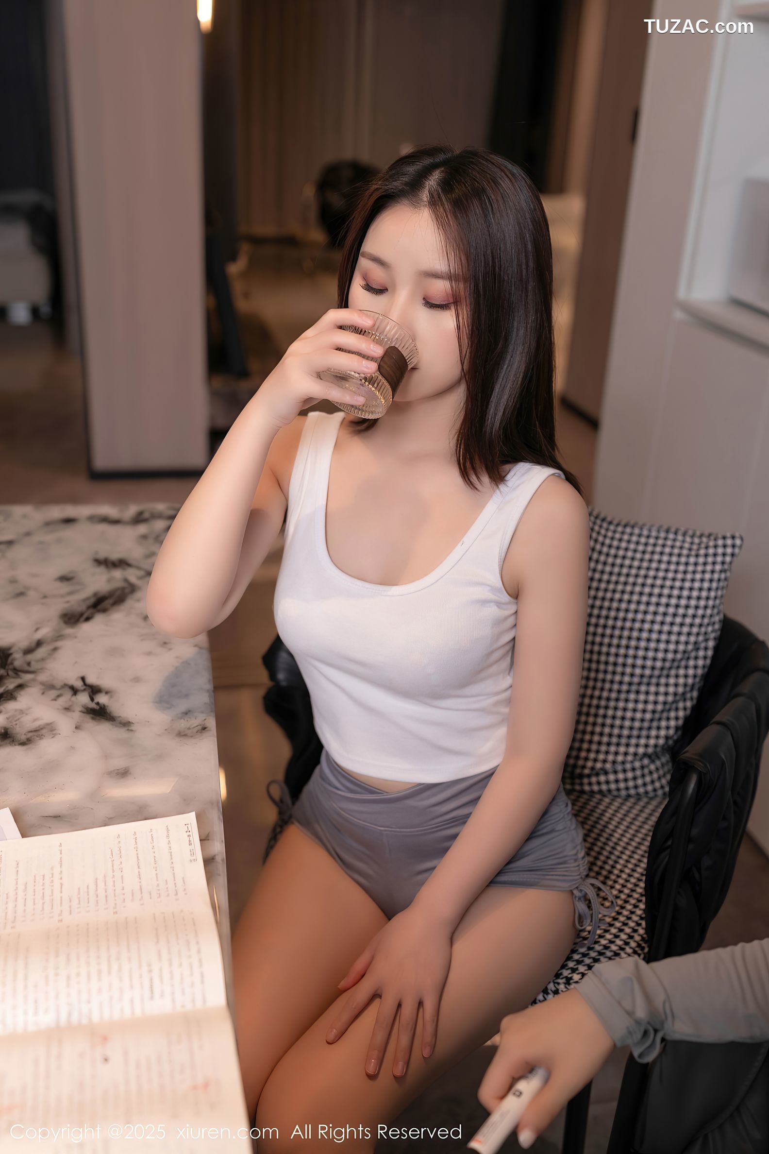 XiuRen秀人网-10220-杏子Yada-剧情女生诱惑家教老师-2025.04.29