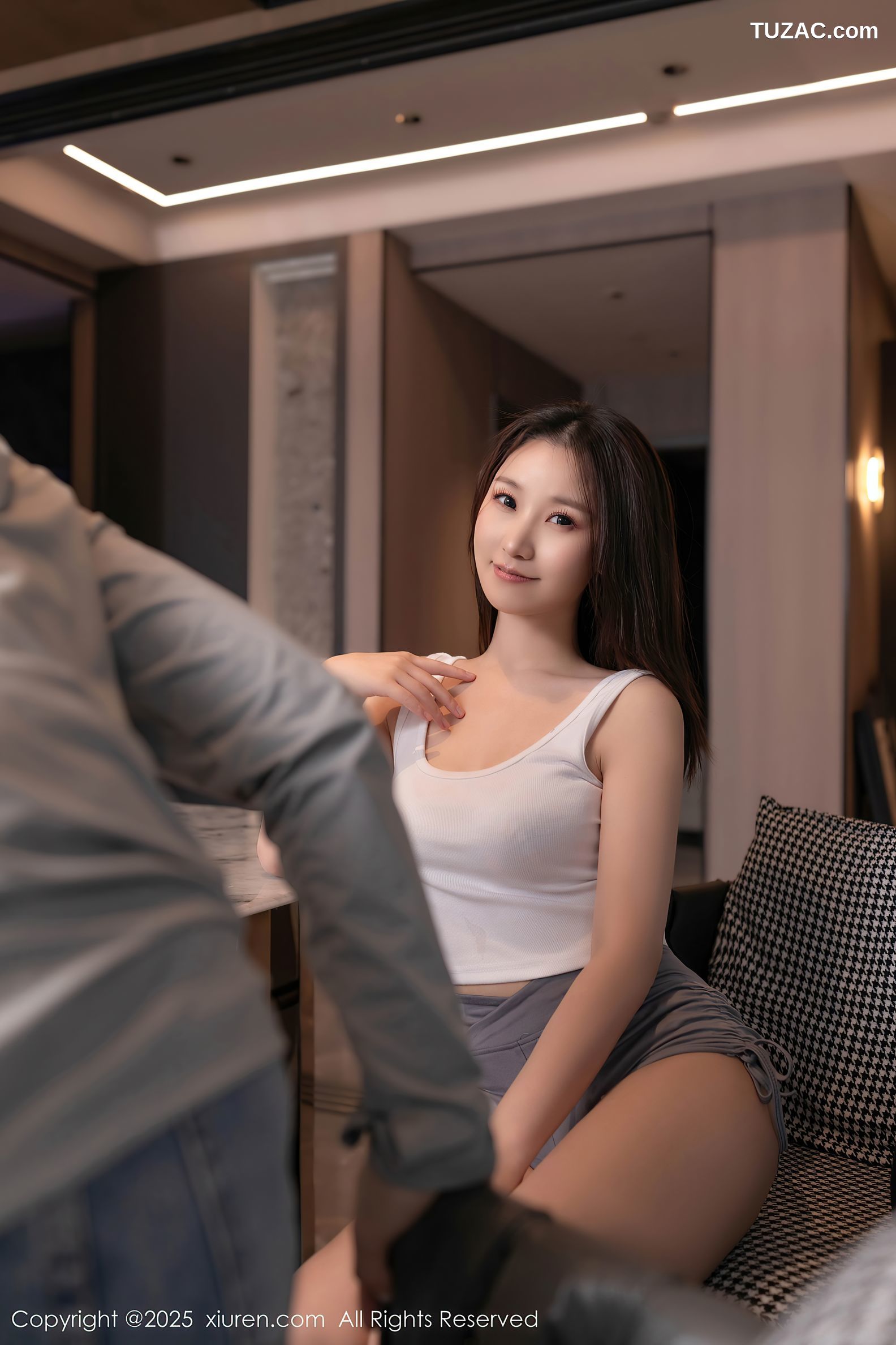 XiuRen秀人网-10220-杏子Yada-剧情女生诱惑家教老师-2025.04.29