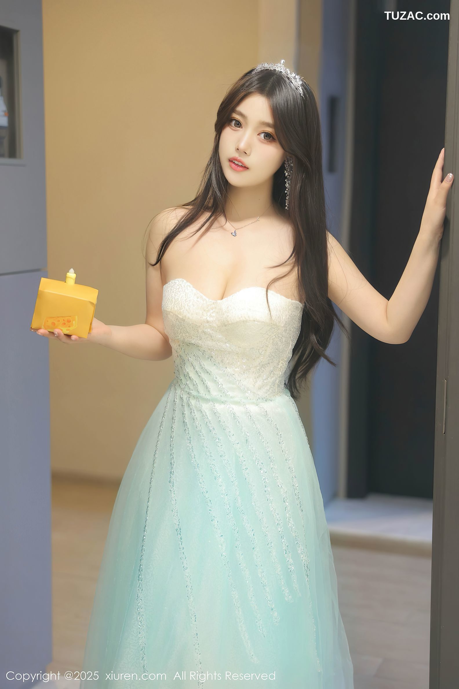 XiuRen秀人网-10222-蛋蛋宝-抹胸长纱裙肉色内衣-2025.04.29