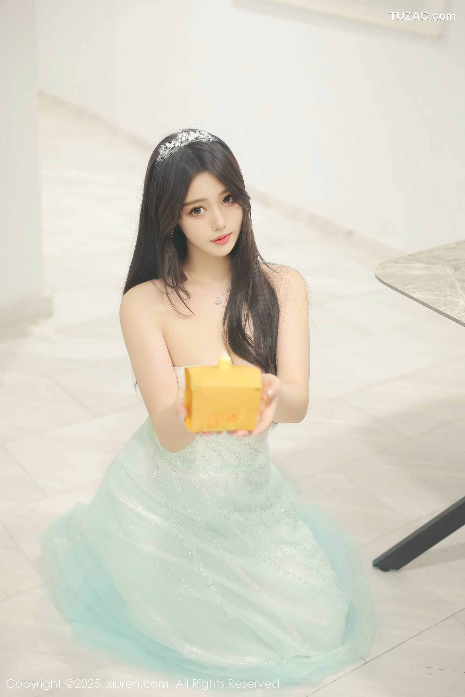 XiuRen秀人网-10222-蛋蛋宝-抹胸长纱裙肉色内衣-2025.04.29