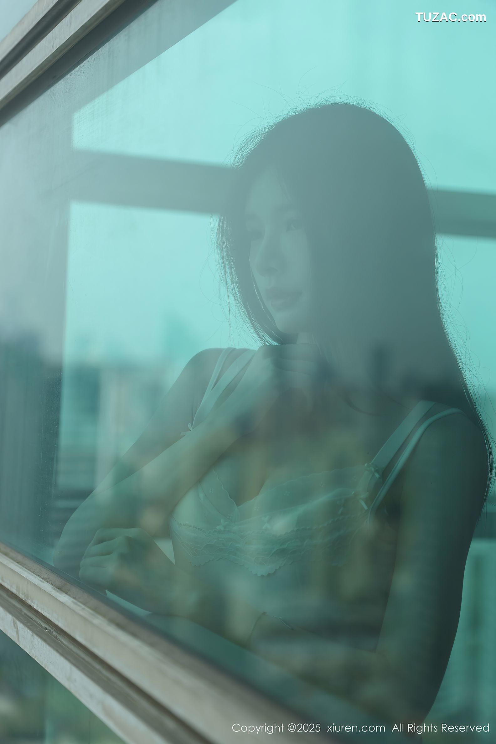 XiuRen秀人网-10226-布丁wow-寂寞少妇居家白色睡衣白色内衣-2025.04.30