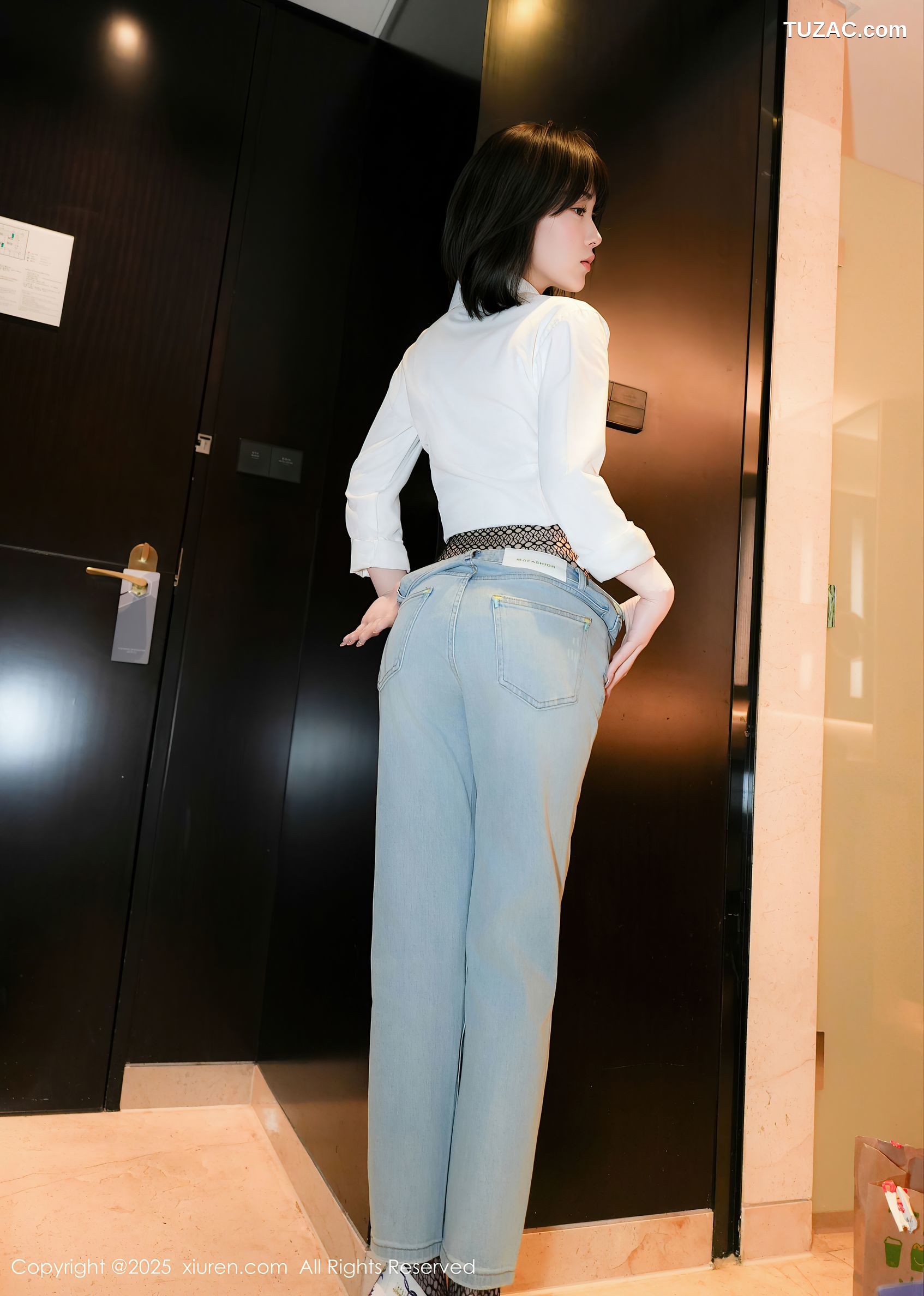 XiuRen秀人网-10235-汁汁-白衬衫牛仔裤情趣黑渔网内衣-2025.05.06