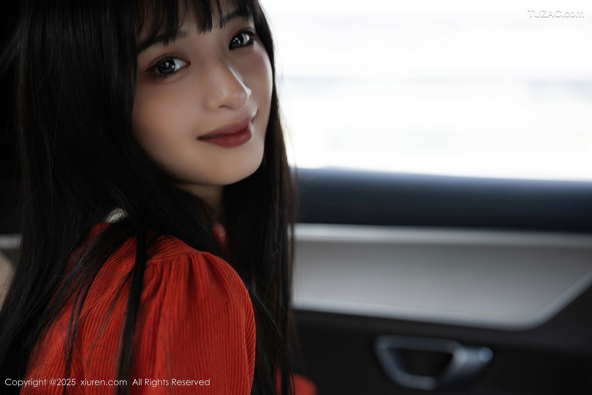 XiuRen秀人网-10247-茂木希子-桔色T恤白裙玉体诱人-2025.05.08