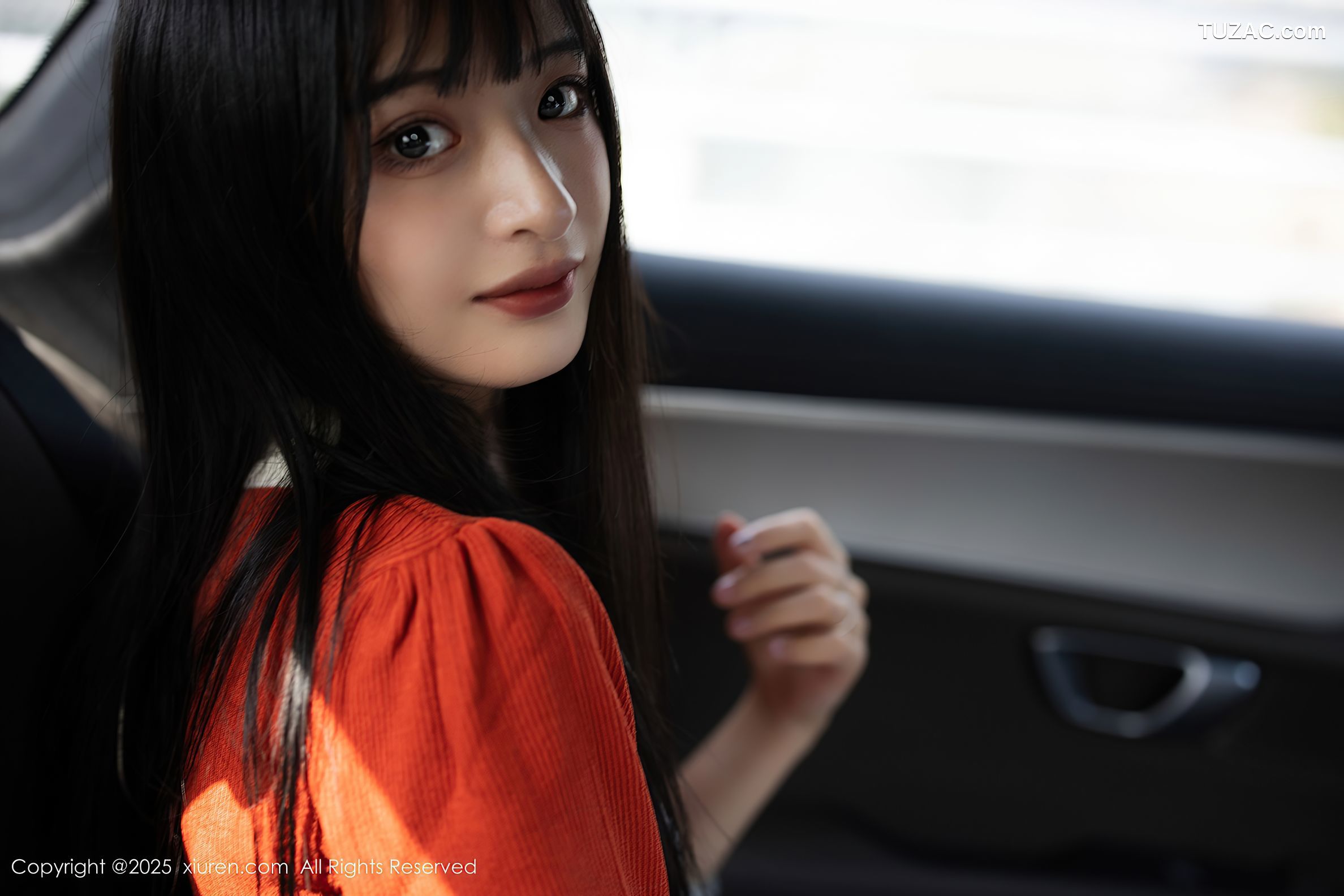 XiuRen秀人网-10247-茂木希子-桔色T恤白裙玉体诱人-2025.05.08