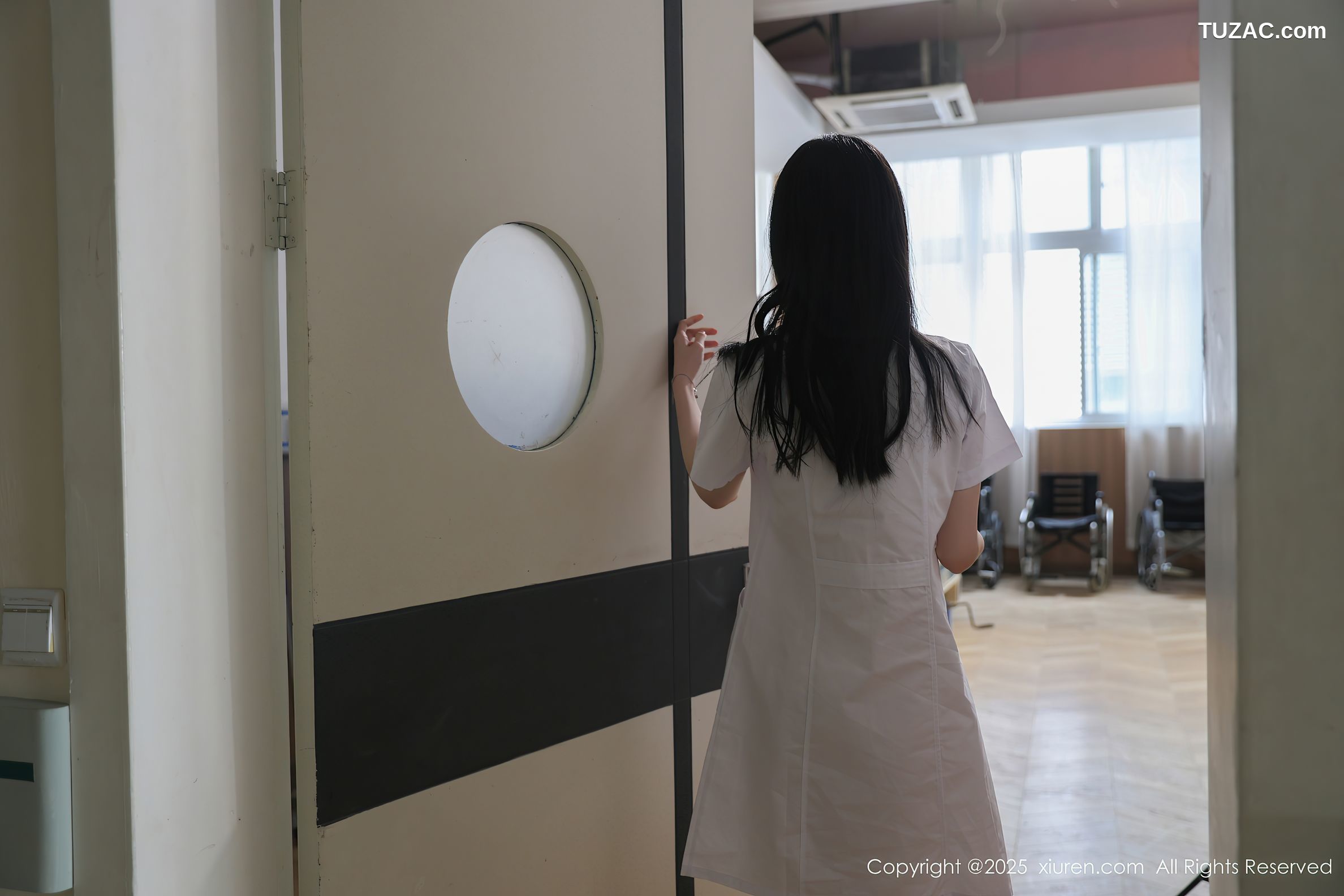 XiuRen秀人网-10256-布丁wow-白色护士制服诱惑-2025.05.09