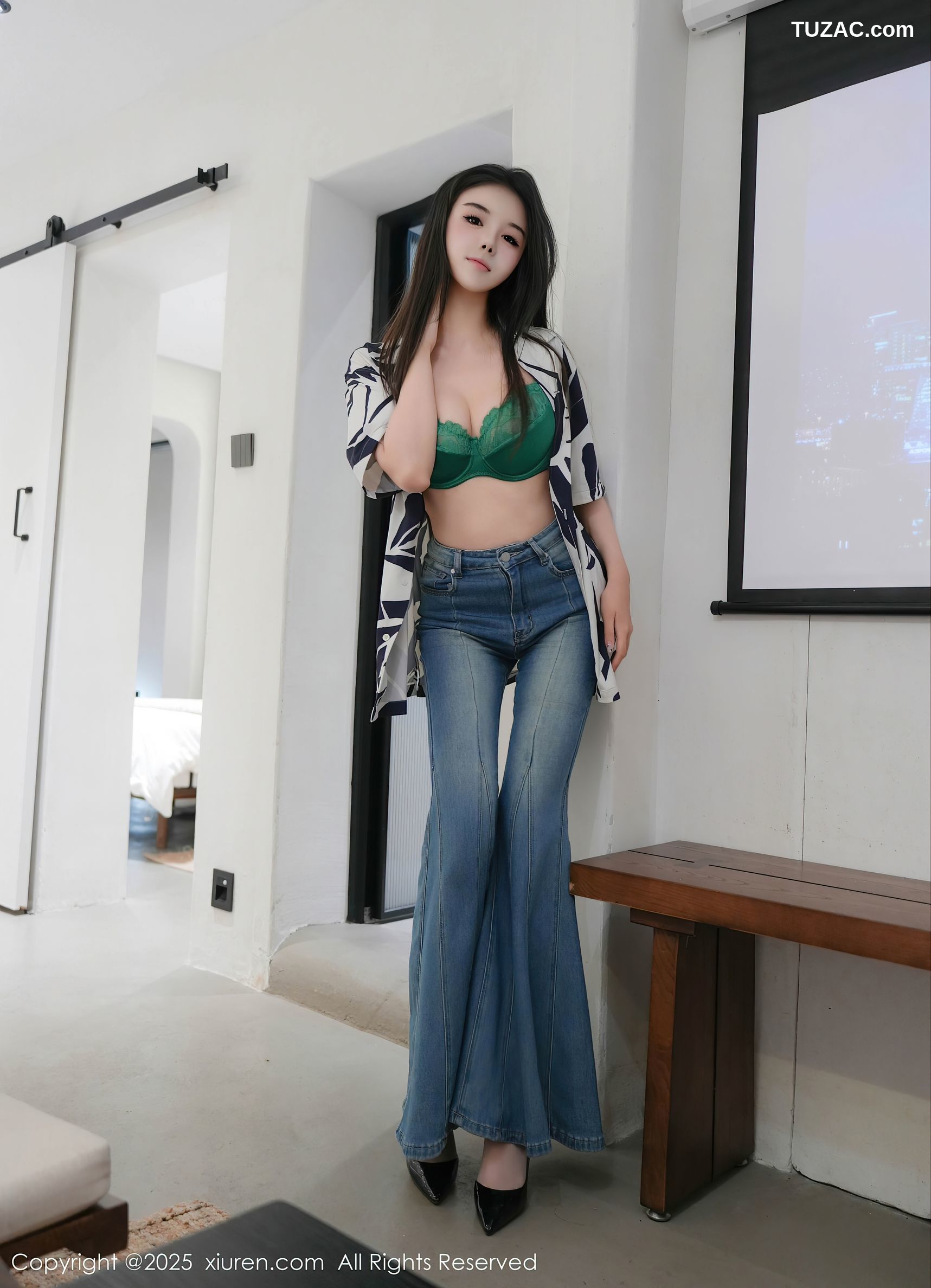 XiuRen秀人网-10260-袁圆-黑白格衬衫牛仔裤绿色内衣-2025.05.09